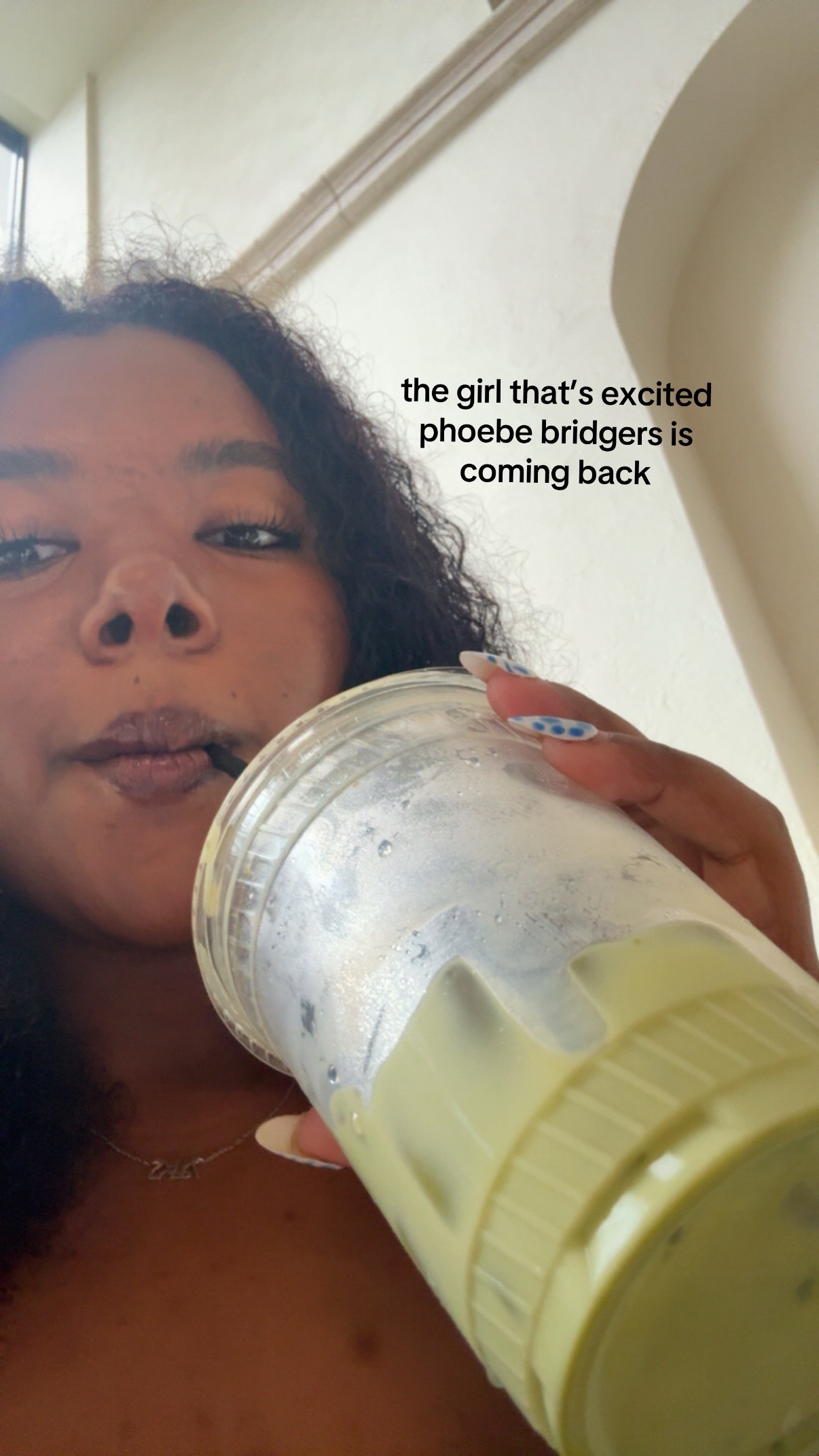 @️