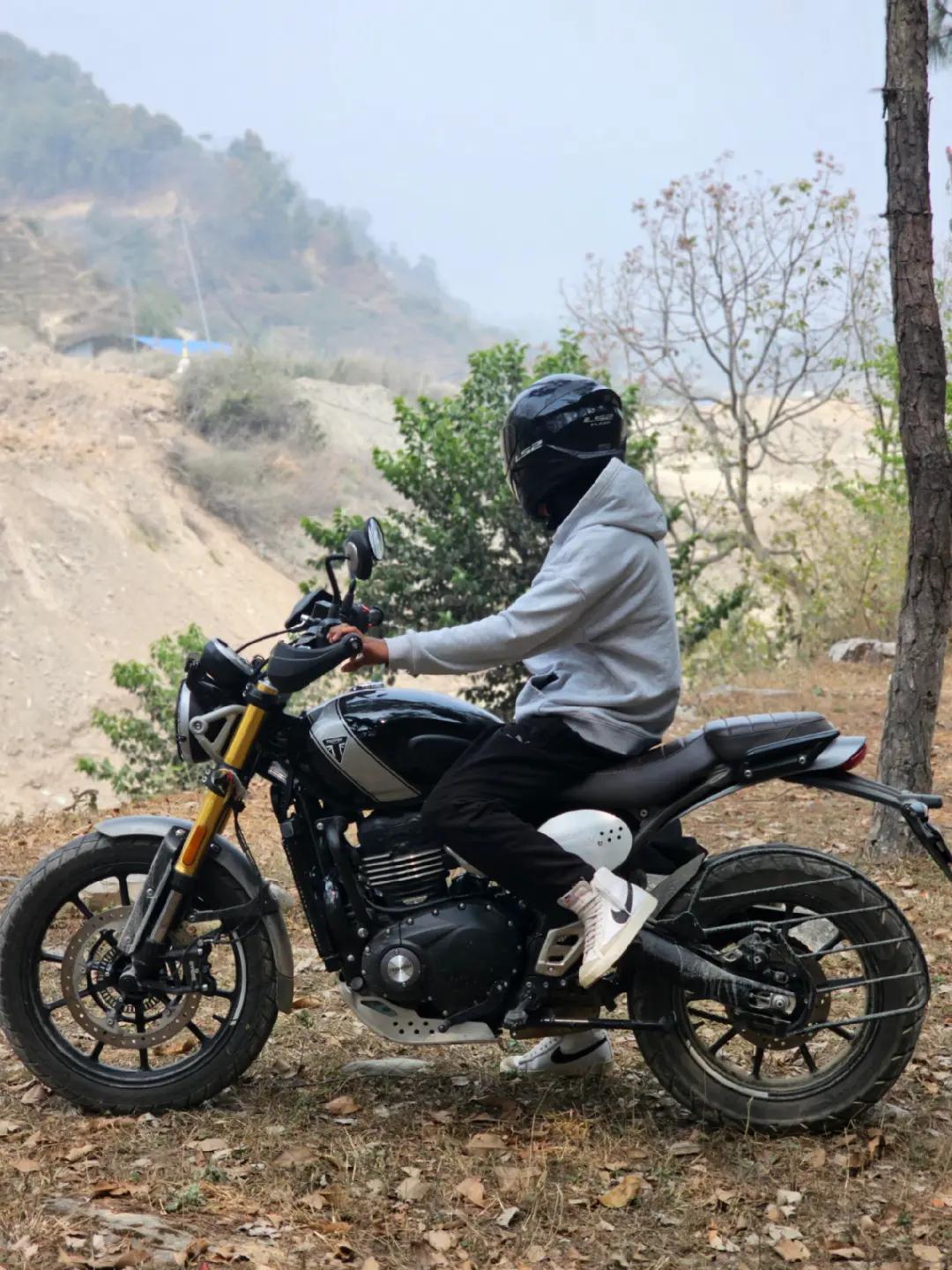 @BikerSpark___
