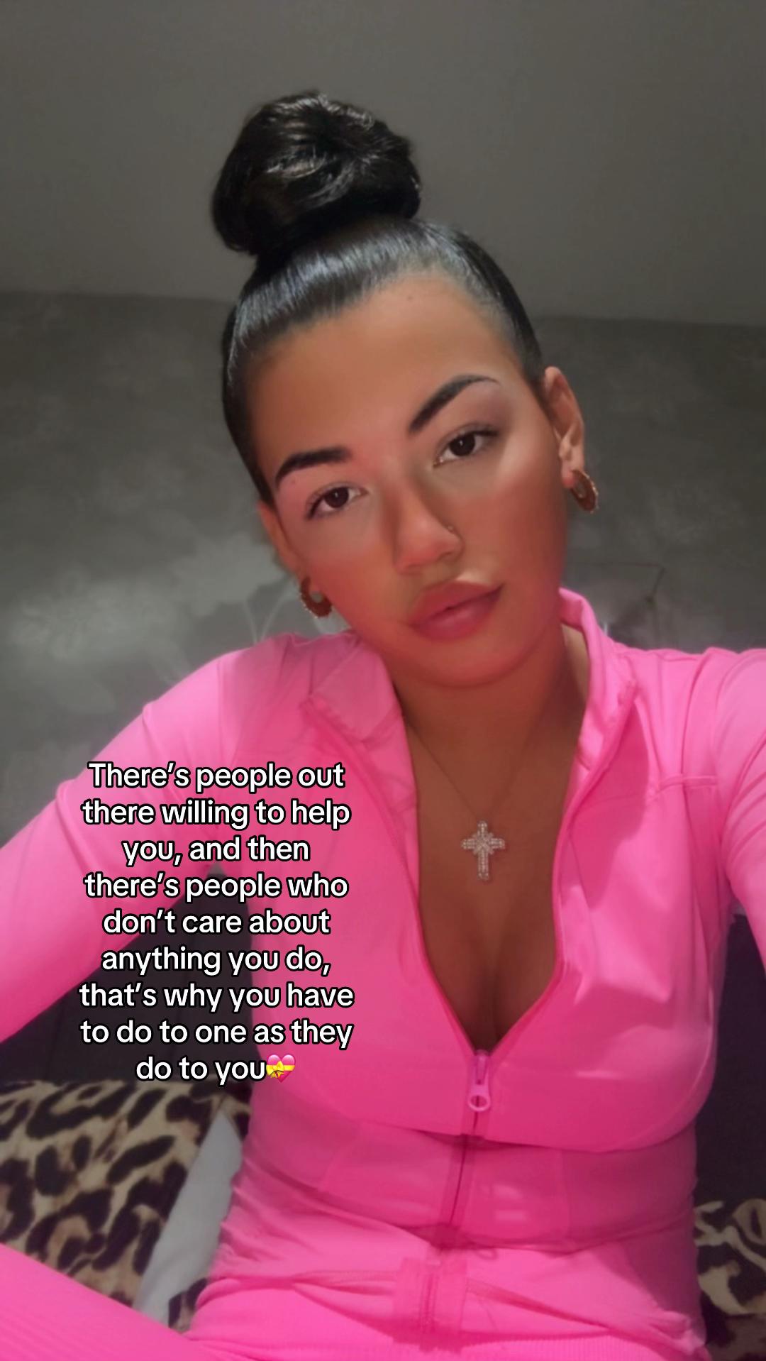 @💃🏽 𝒮𝒶𝒸𝒽𝒶𝑅𝑜𝓈𝑒
