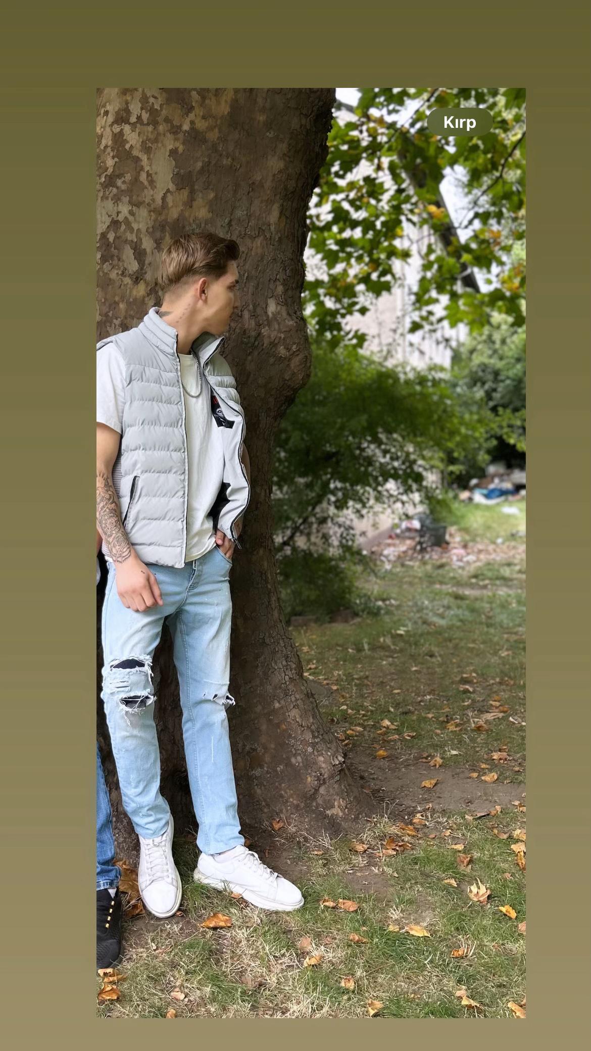 @𝐄𝐥𝐯𝐞𝐫_𝐟𝐢𝐥𝐢𝐩𝐨𝐯