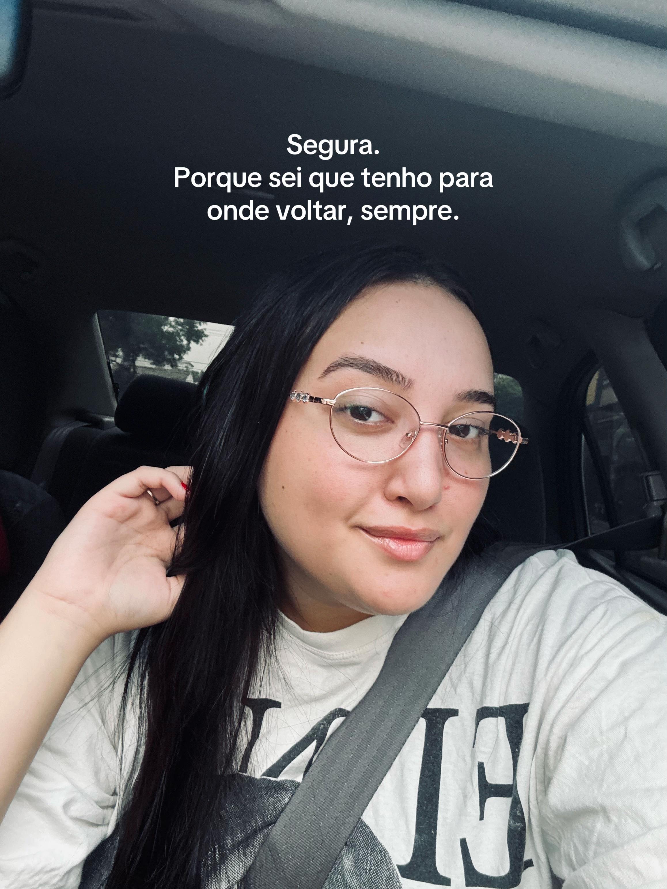 @Lívia Araújo