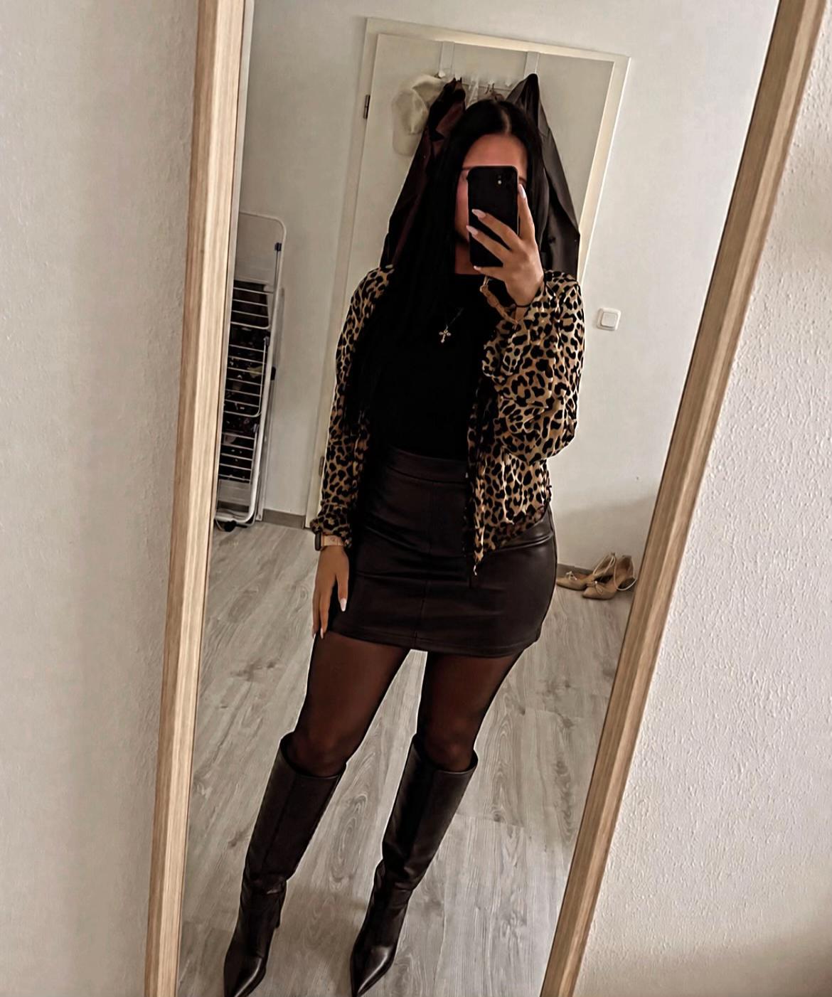@❥𝓛𝓪𝓾𝓻𝓪