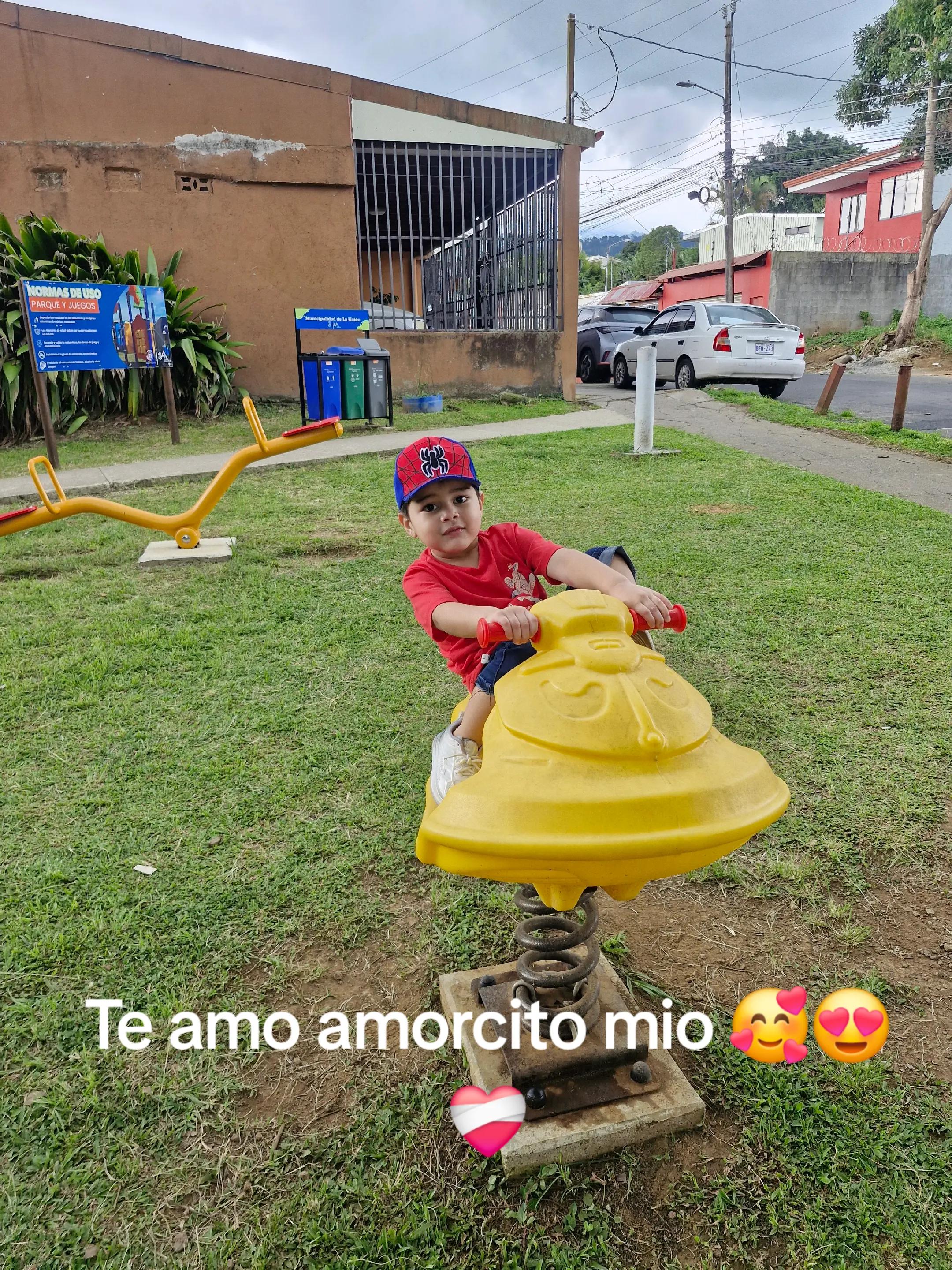 @Adri Castro🇨🇷👩🦰