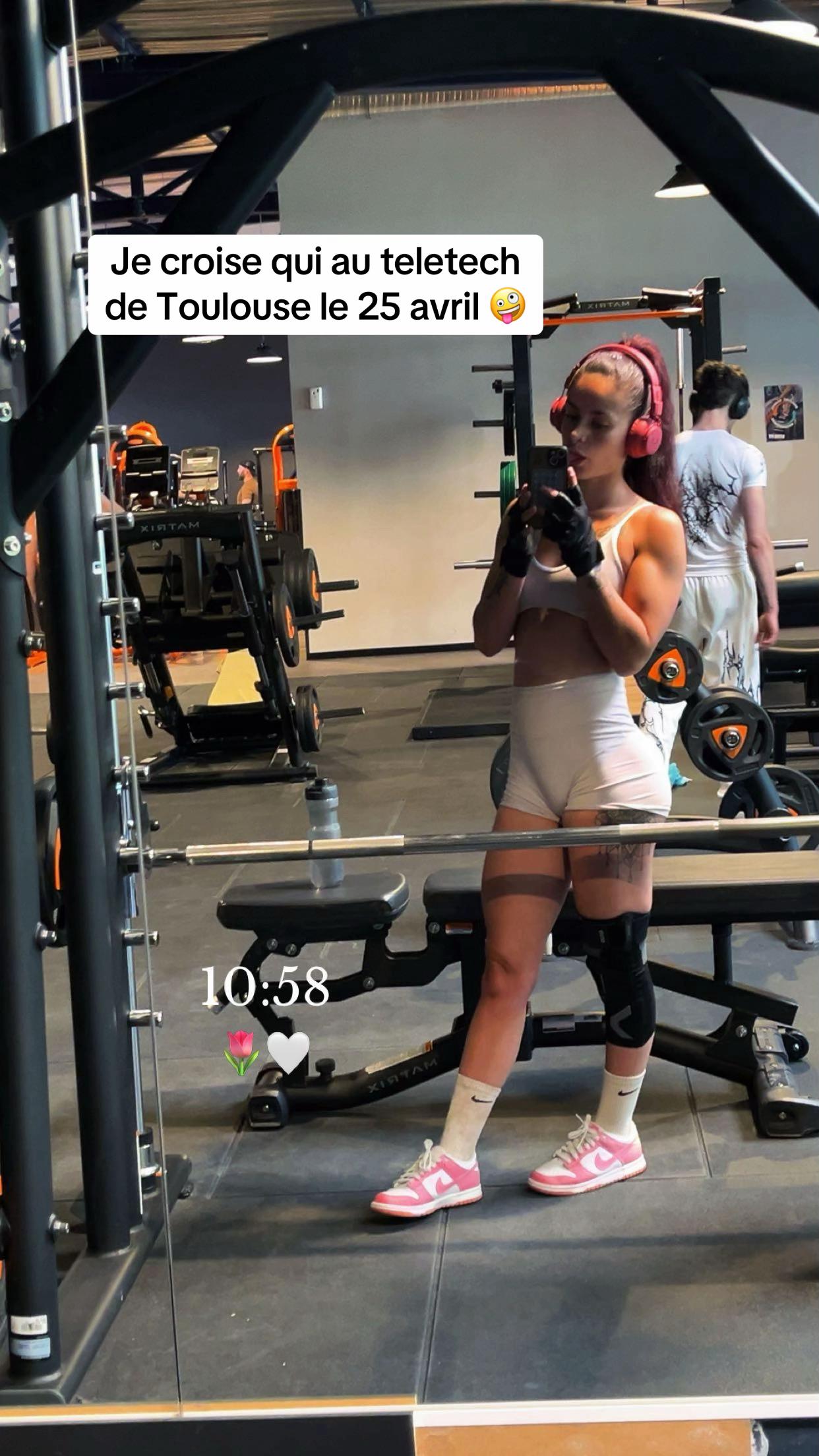 @🩷Mae_vaa🦘