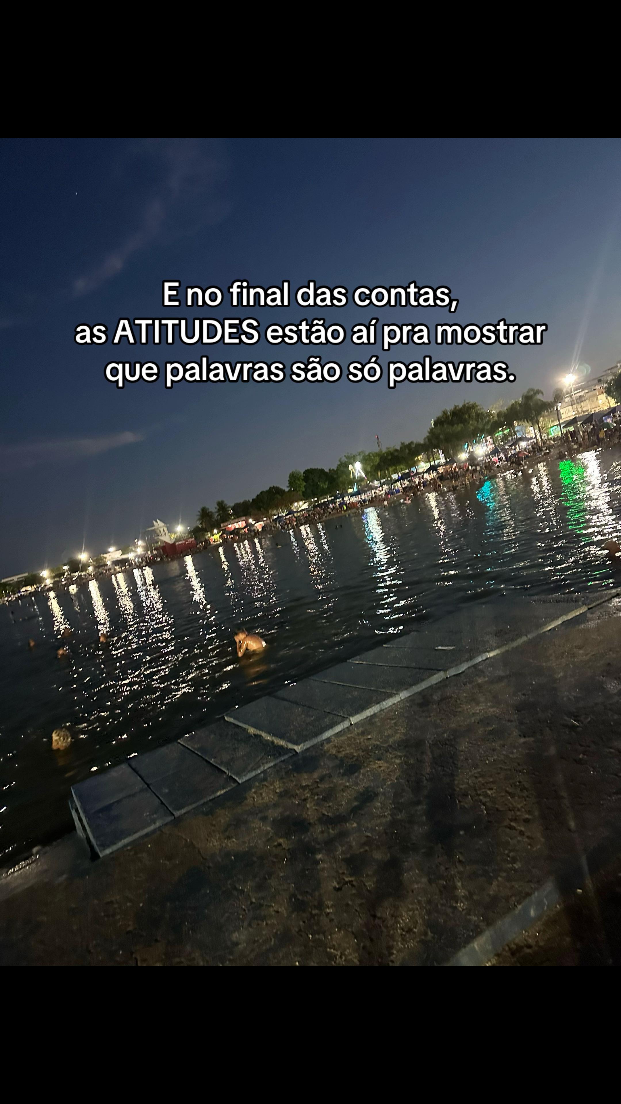 @Larissa Cristina