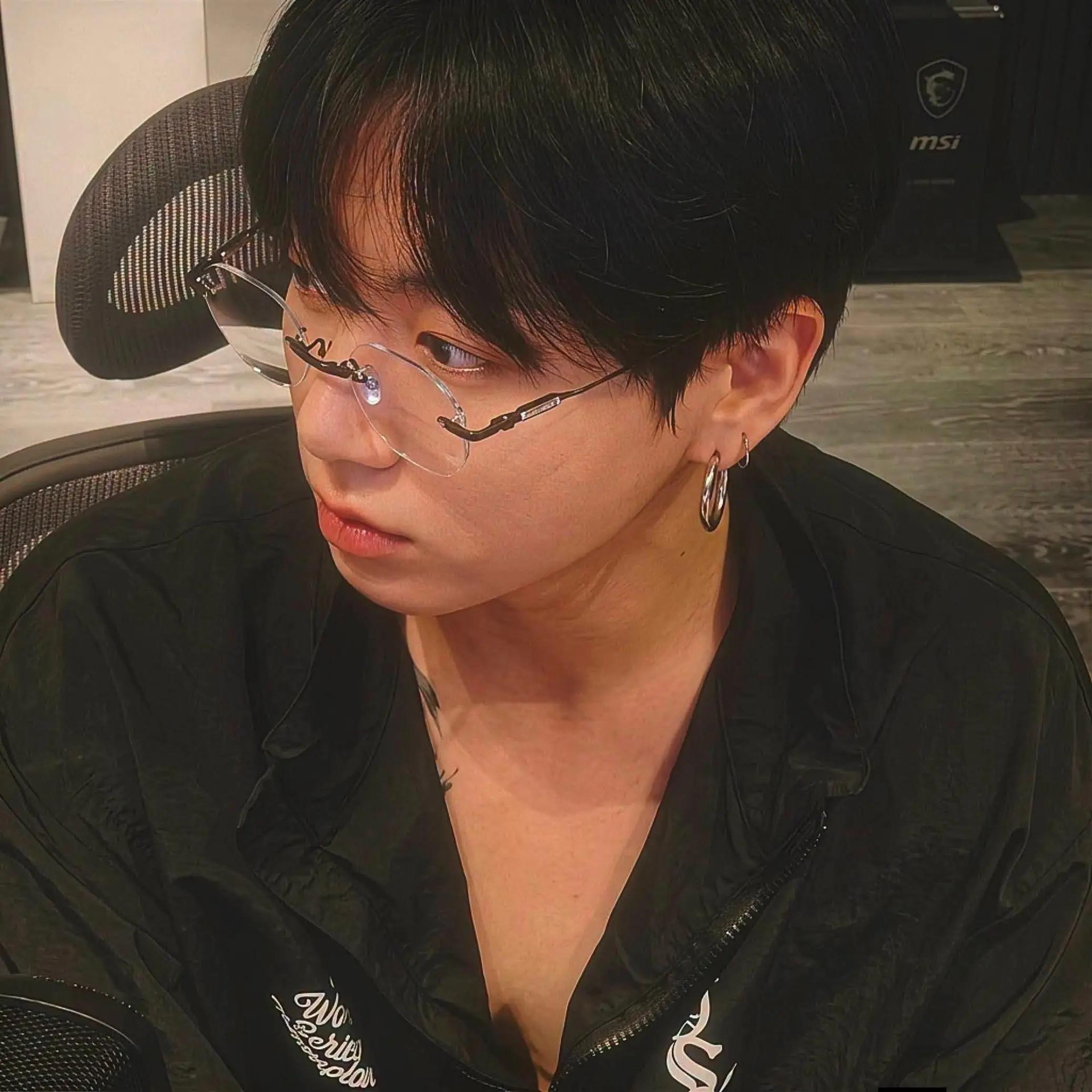 @✿•*¨`*•.¸Karii⊙⊝⊜⟭⟬⁷⟬⟭ ࣪𐚁̸ ࣪