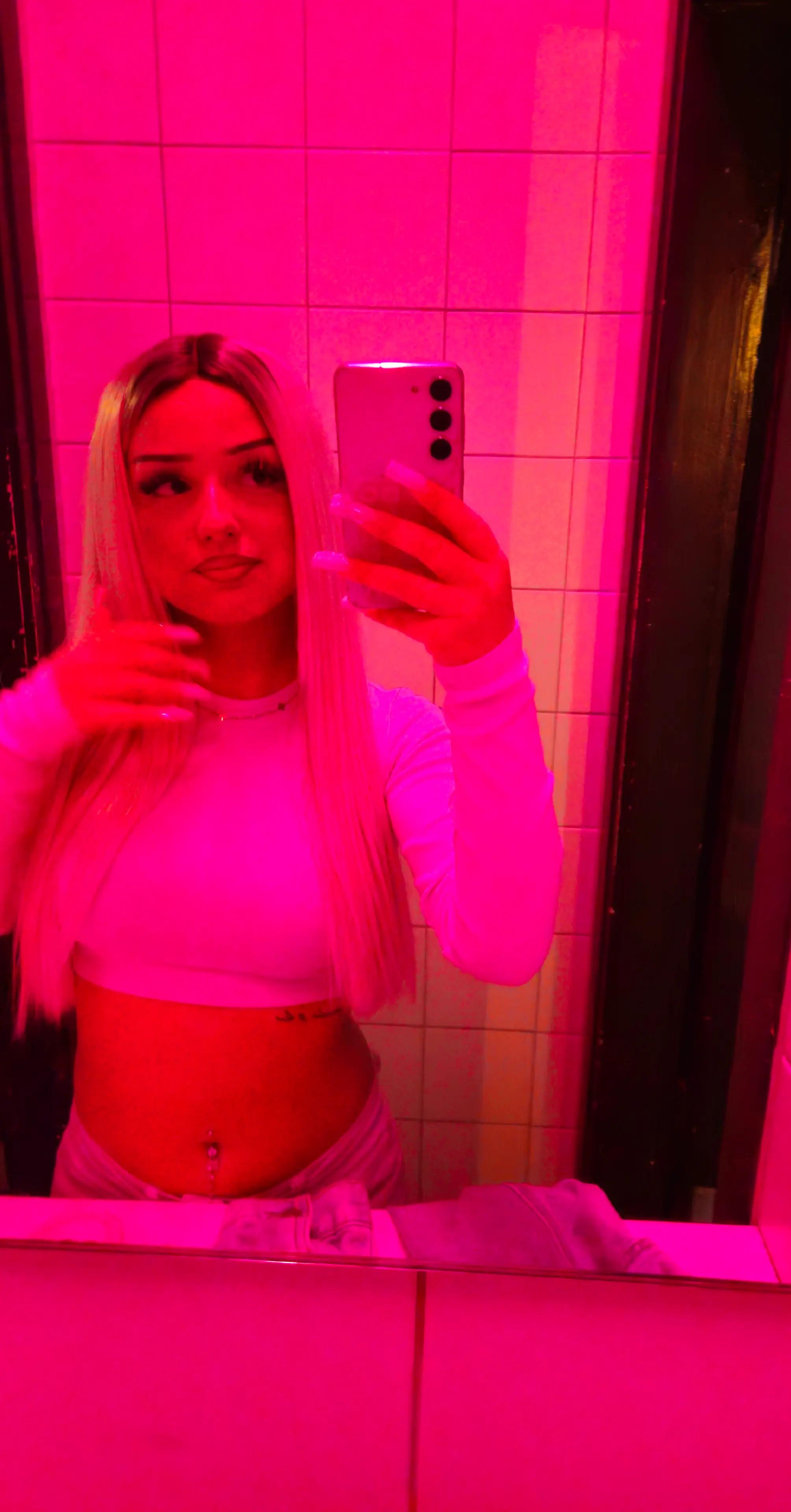 @𝒜𝒹𝒿𝒶𝒶𝒶𝒶🍓