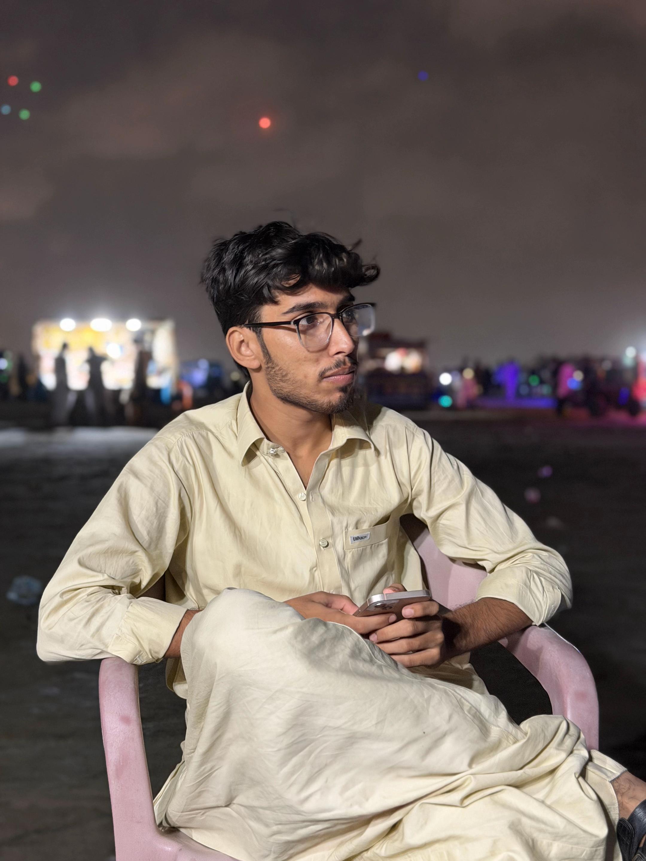 @PAHIND_RAZZAQ