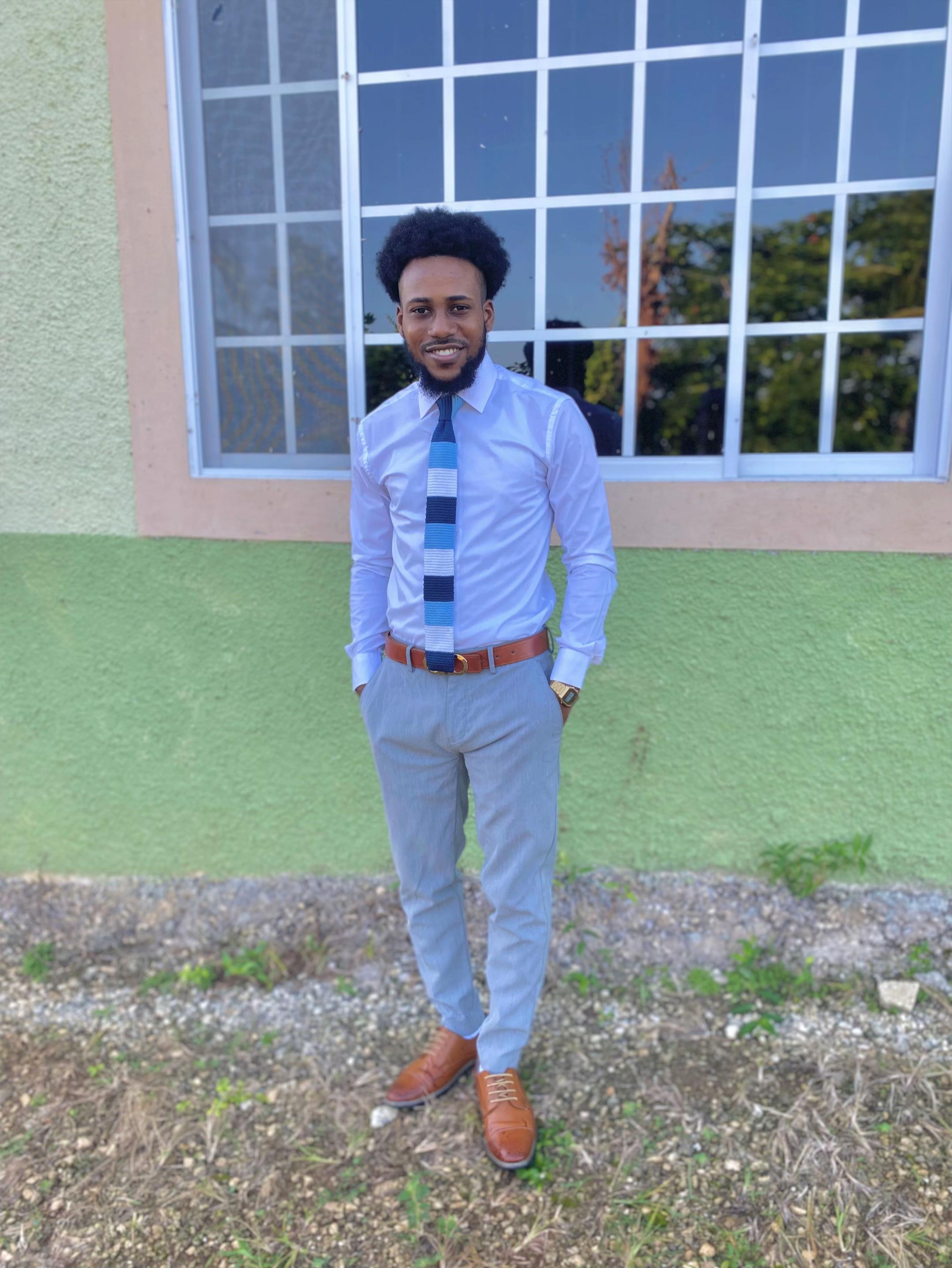 @🇯🇲 ᴍͥɪsᴛᴇͣʀͫ ᴄ 👨🏽🏫