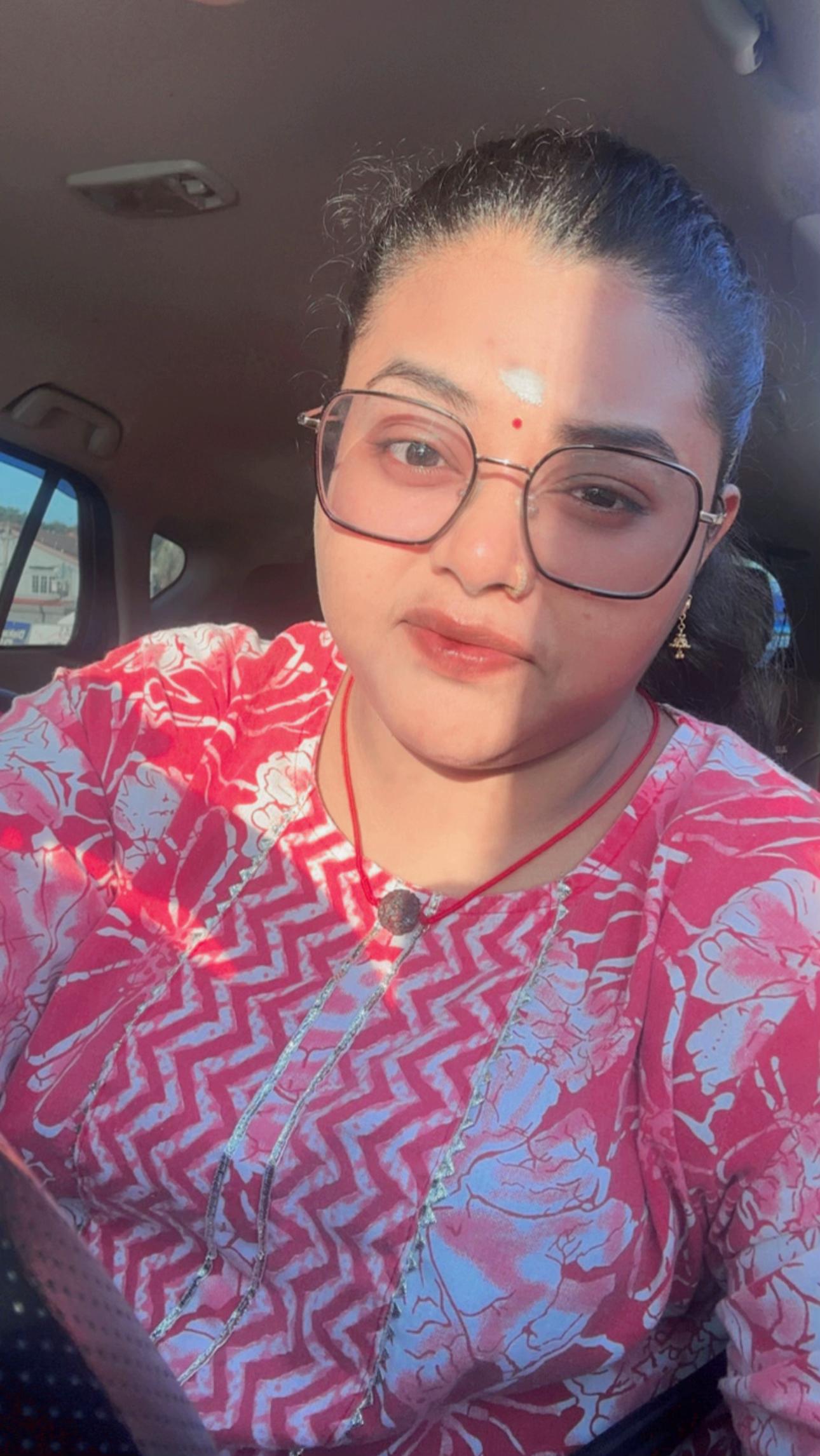 @MATHI’S UNIVERSE✨🦋