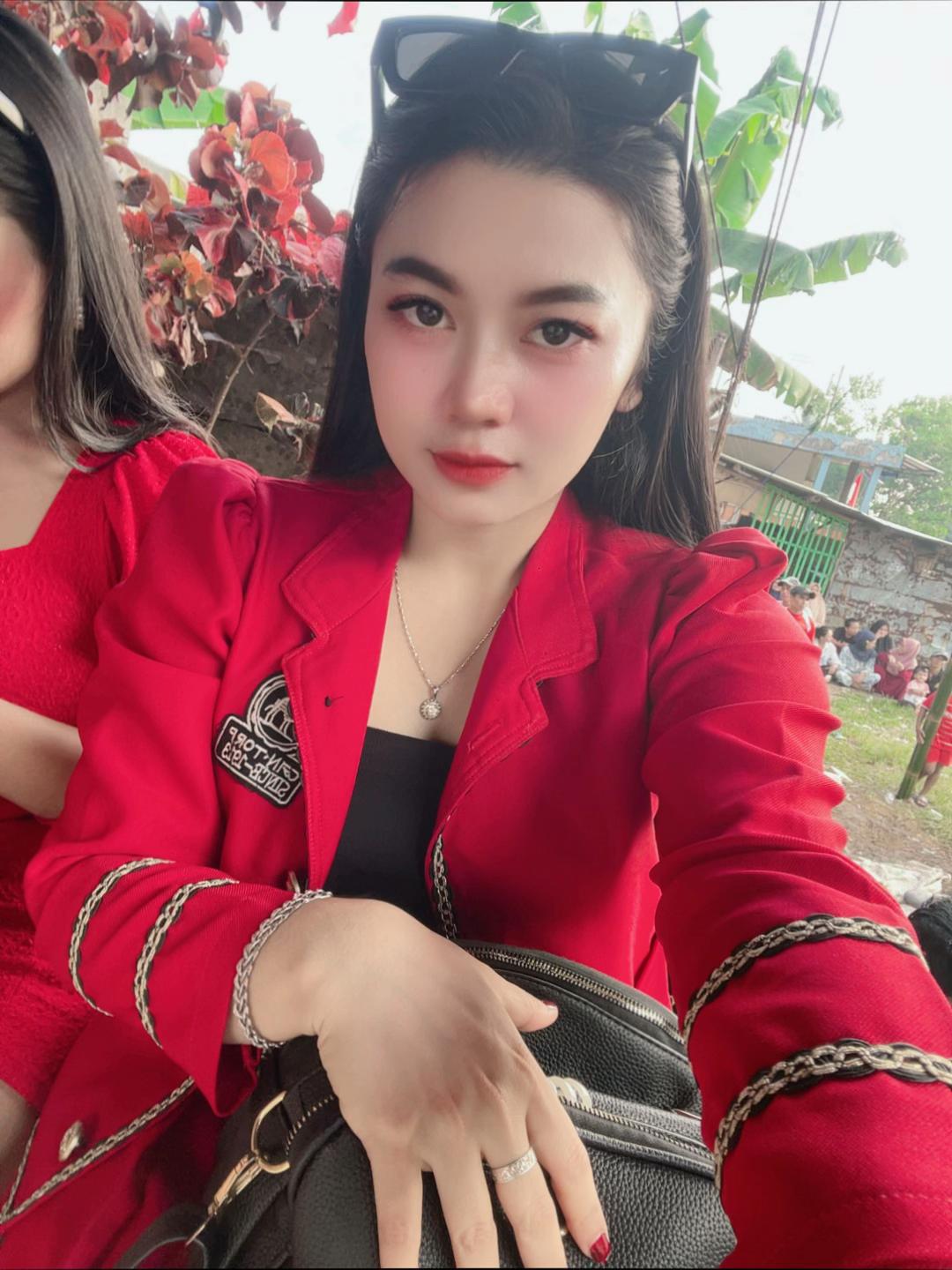 @Ratu Arina