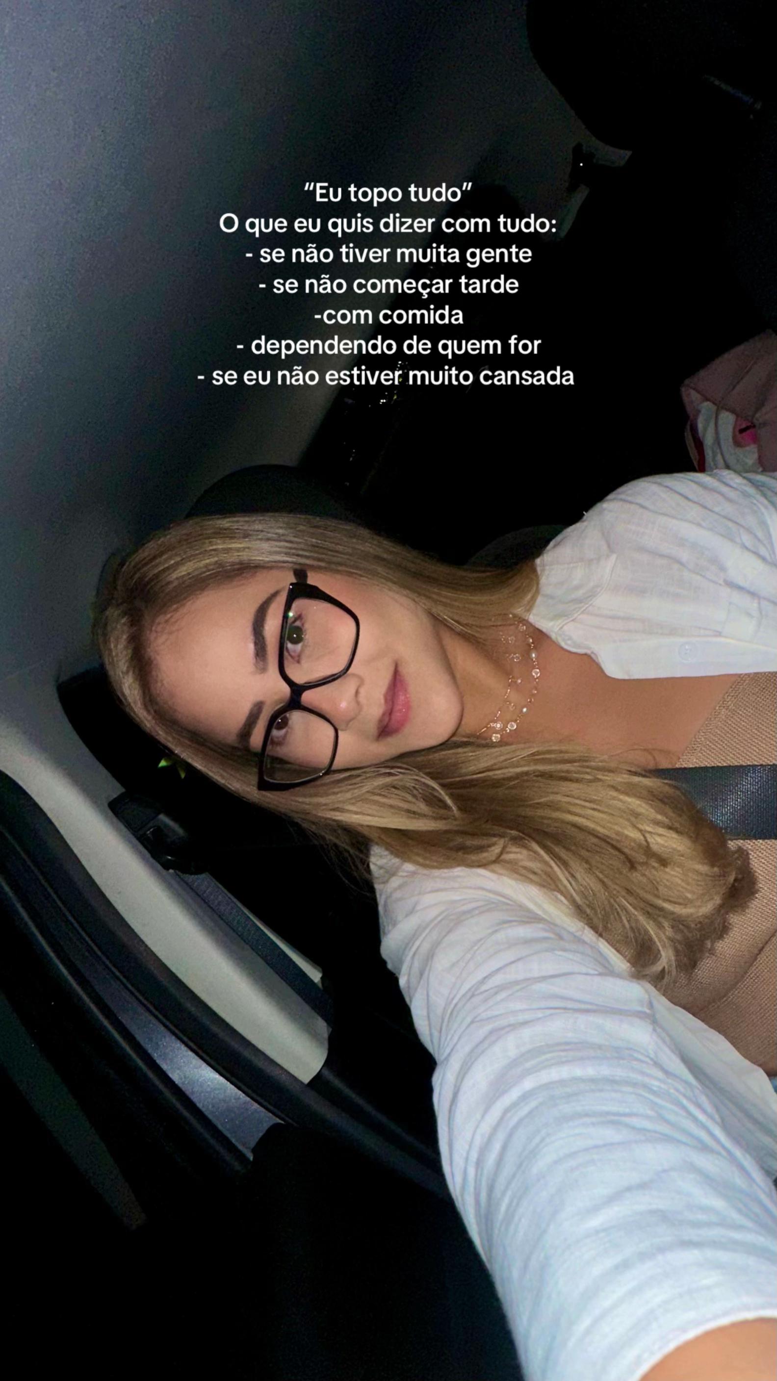 @J&uacute;lia Ferreira