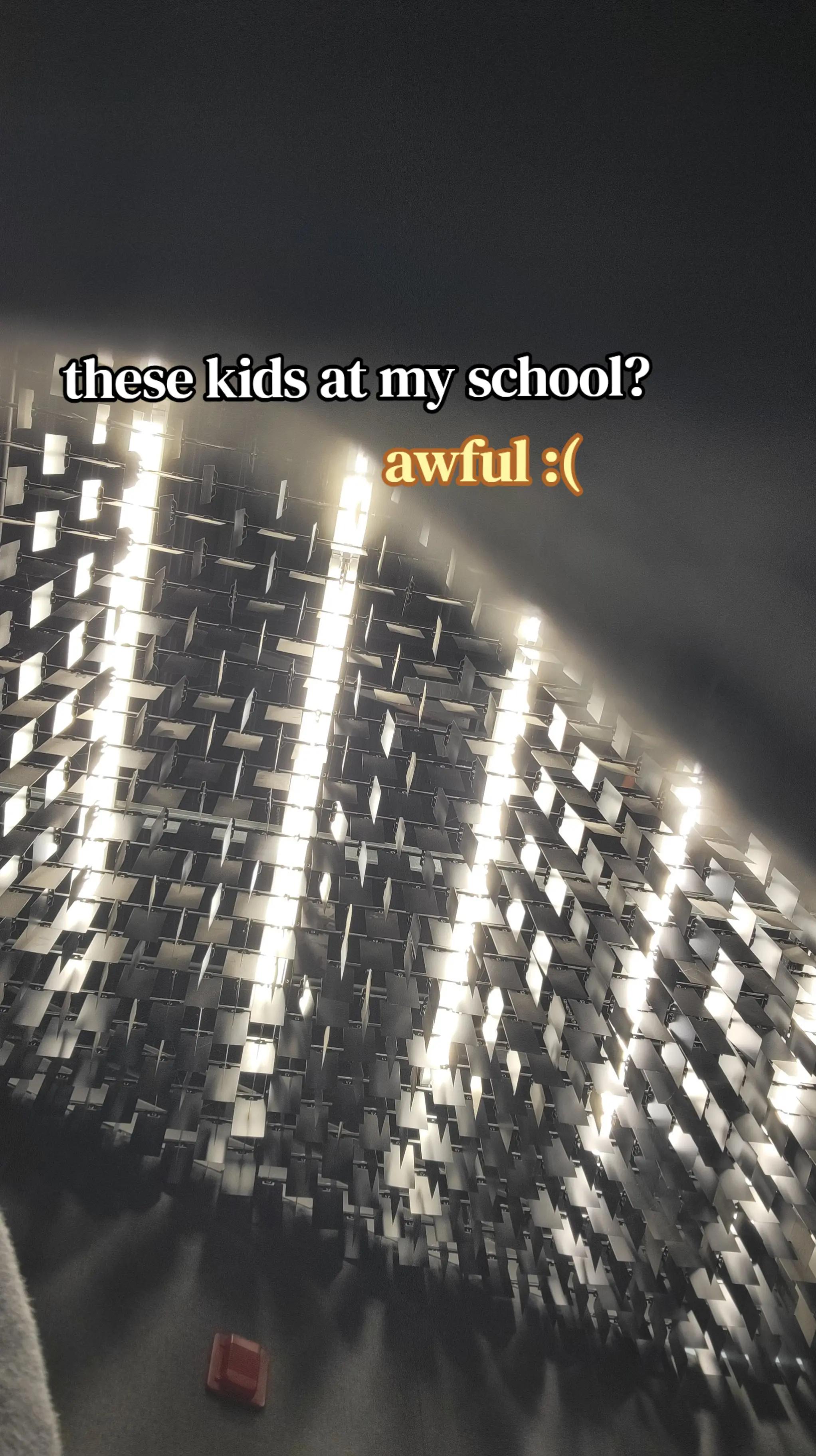@𝖆𝖏𝖆𝖝?