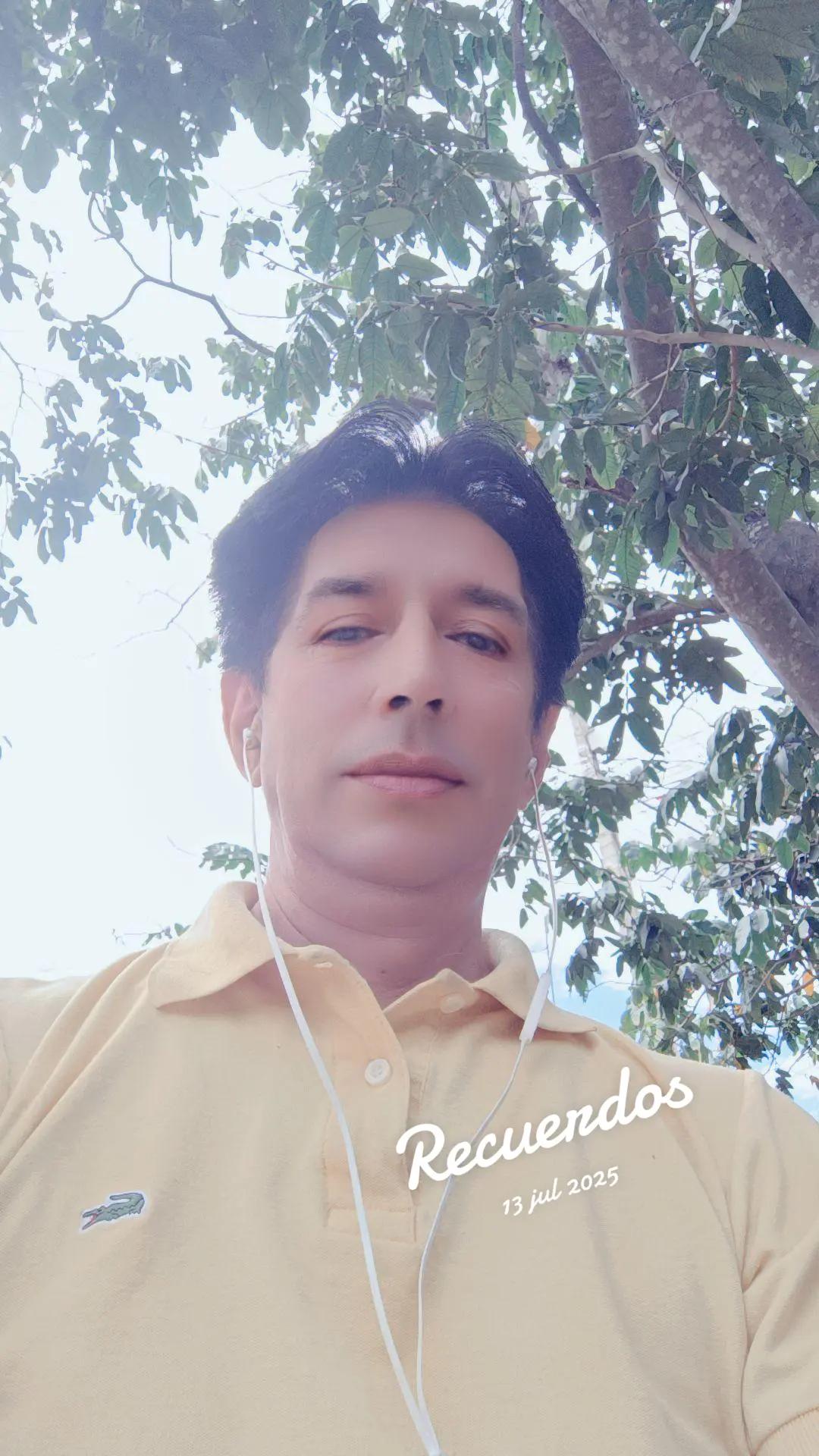 @Jos&eacute; Tinizaray Olmedo