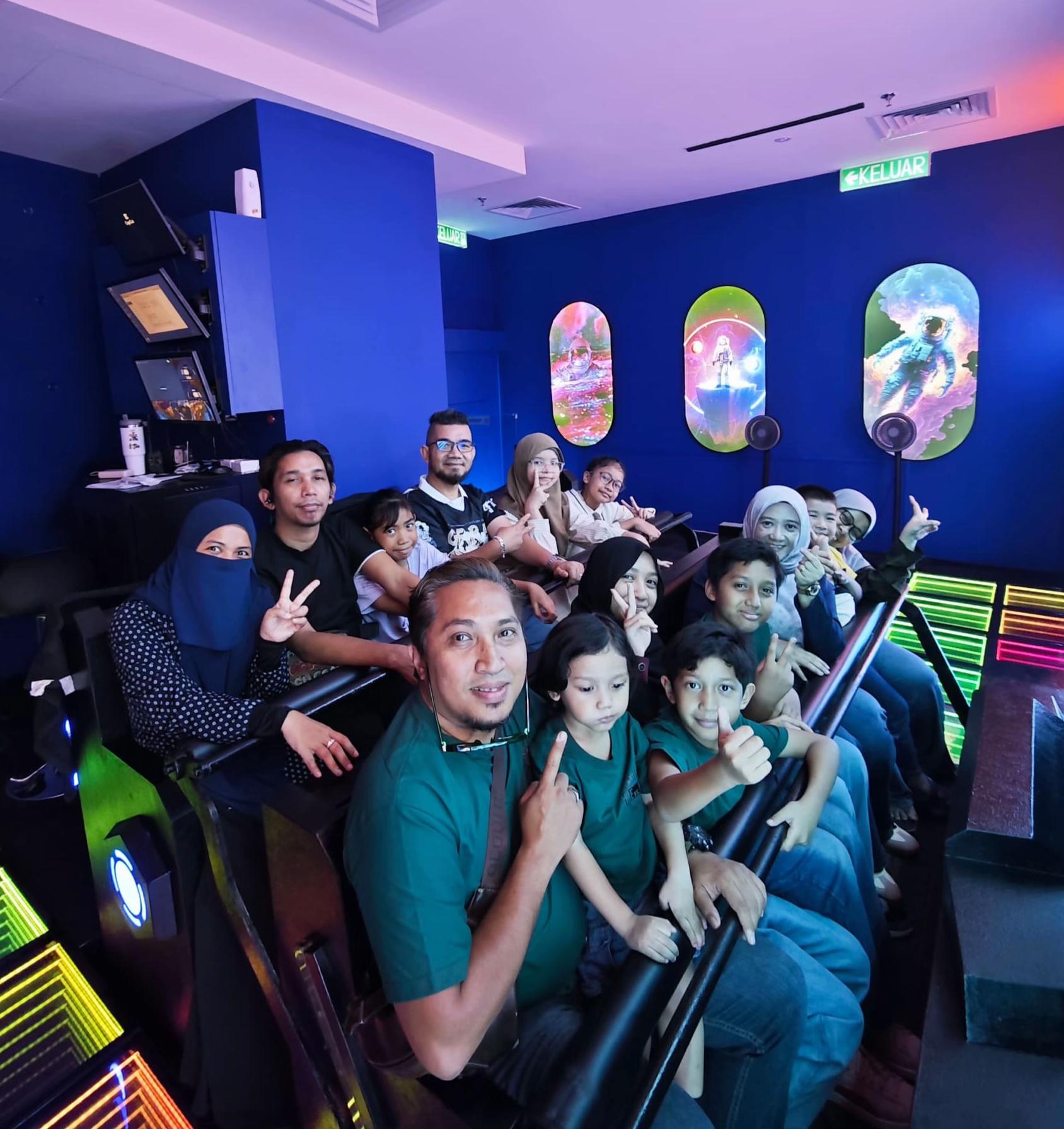 @FANTASY WORLD KL