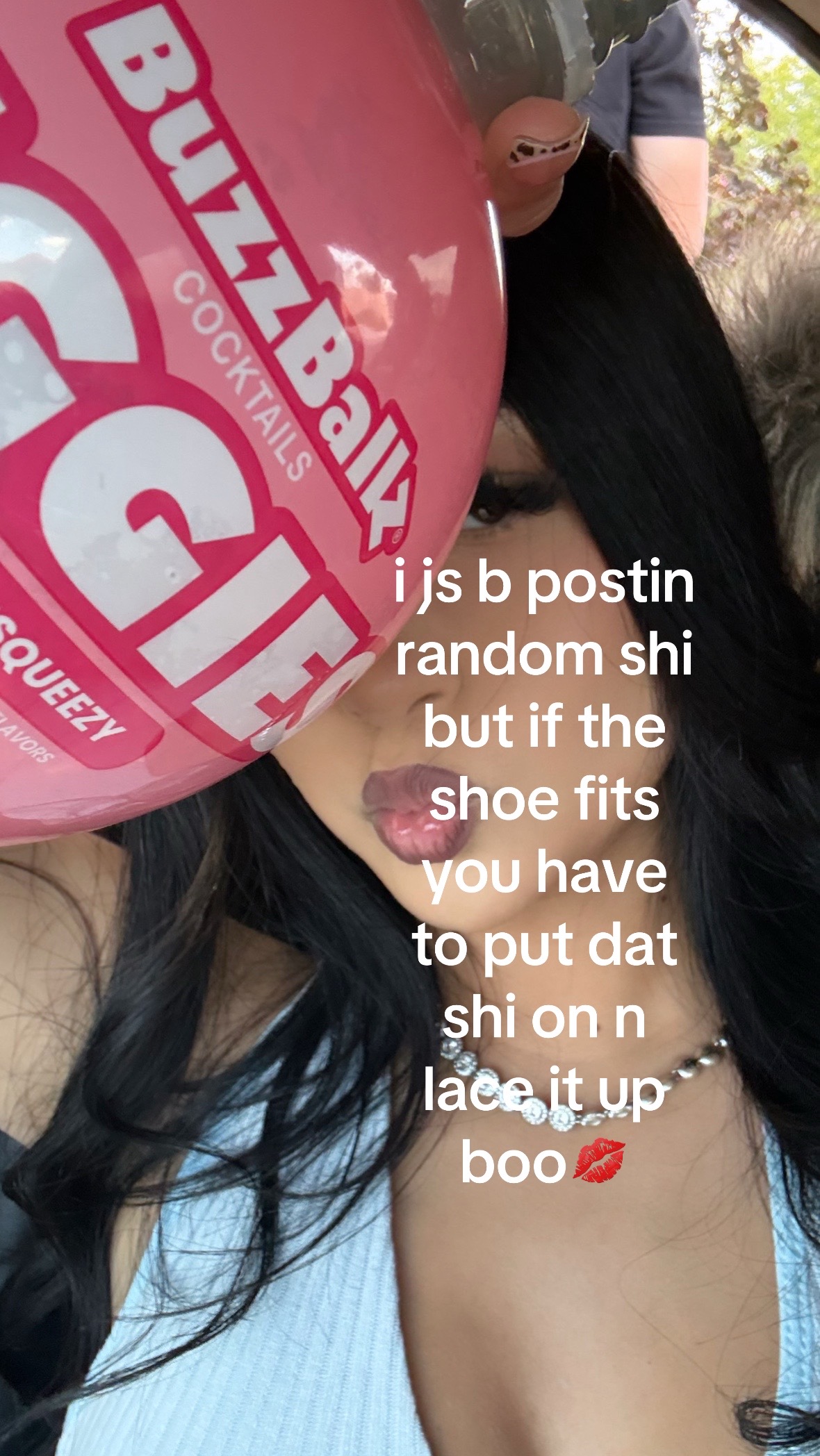 @larissa