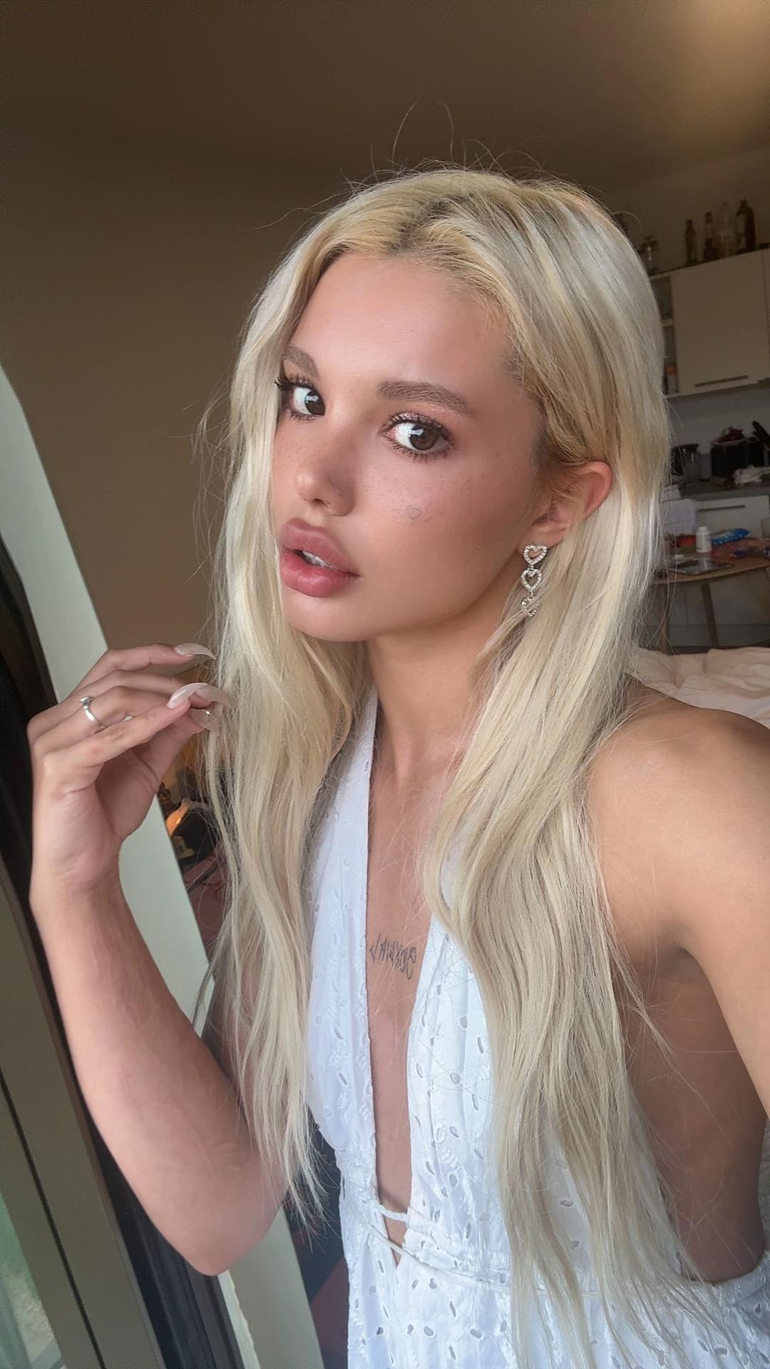 @krankebarbie