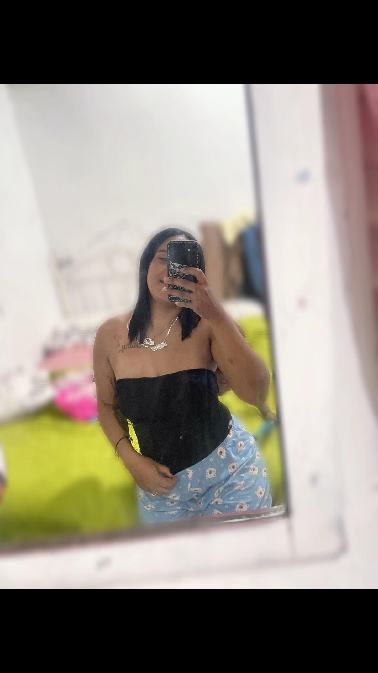 @Mart&iacute;nez 😌🖤