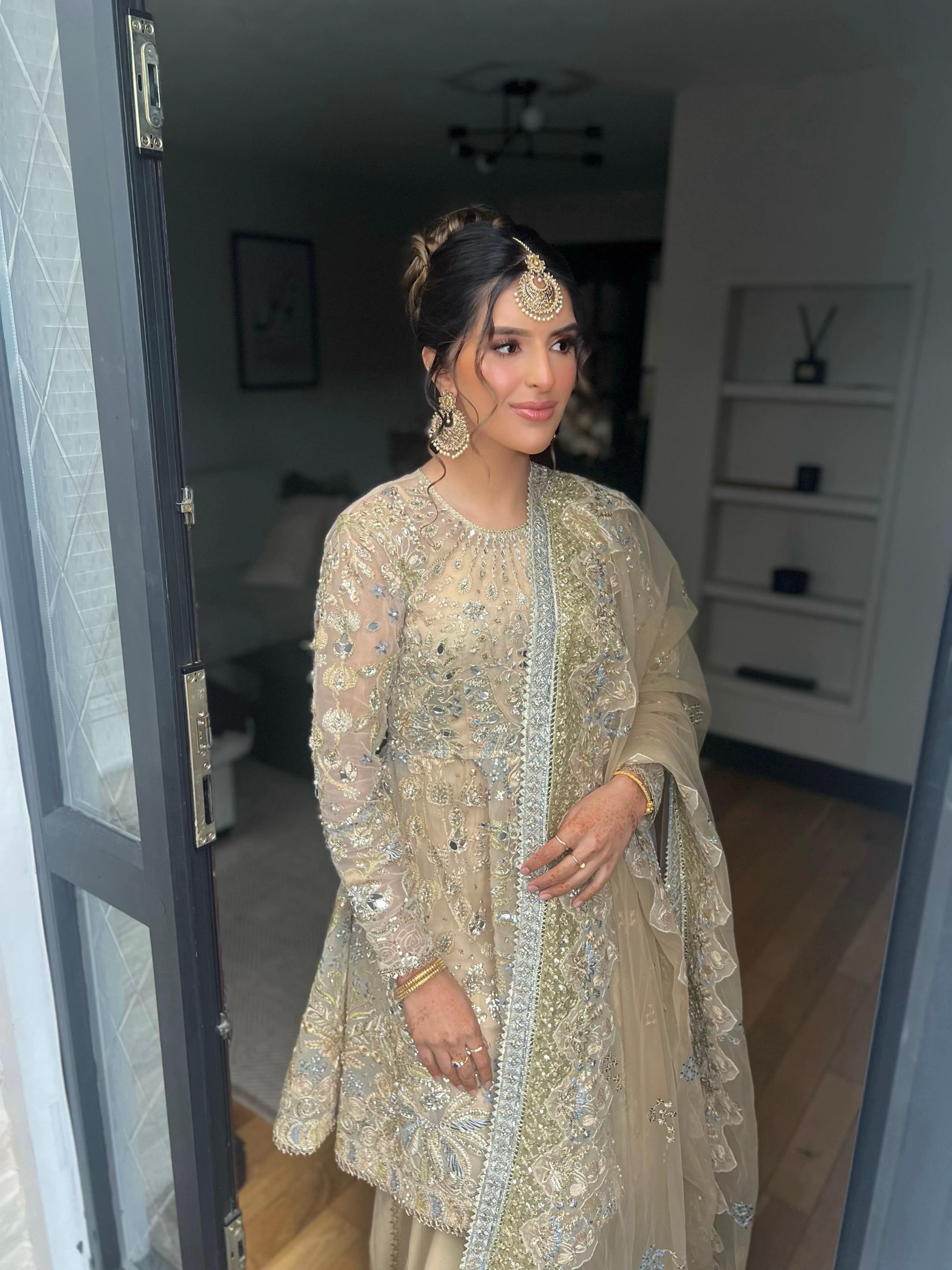 @hairbymomina