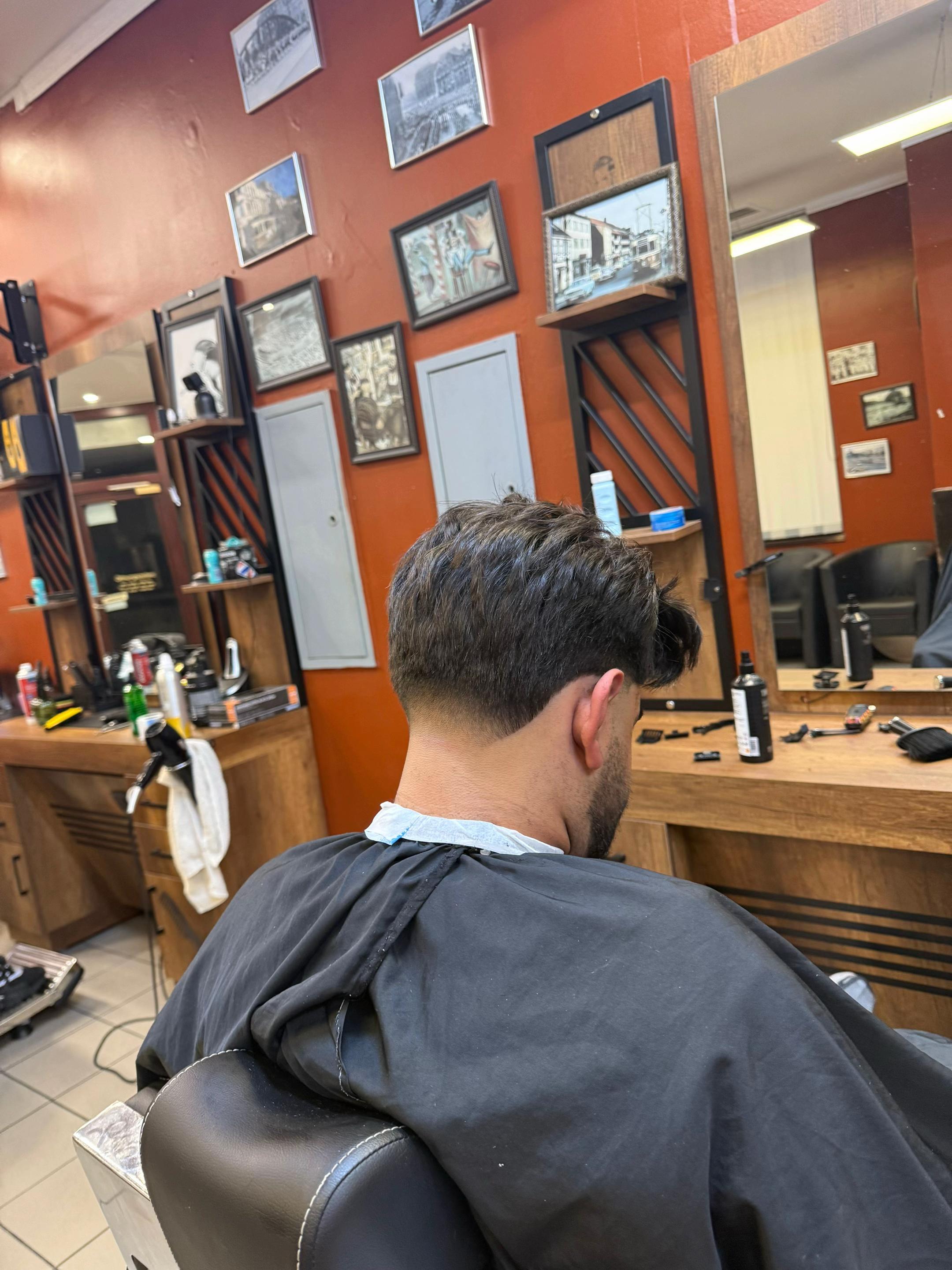 @Abdi der Friseur💈