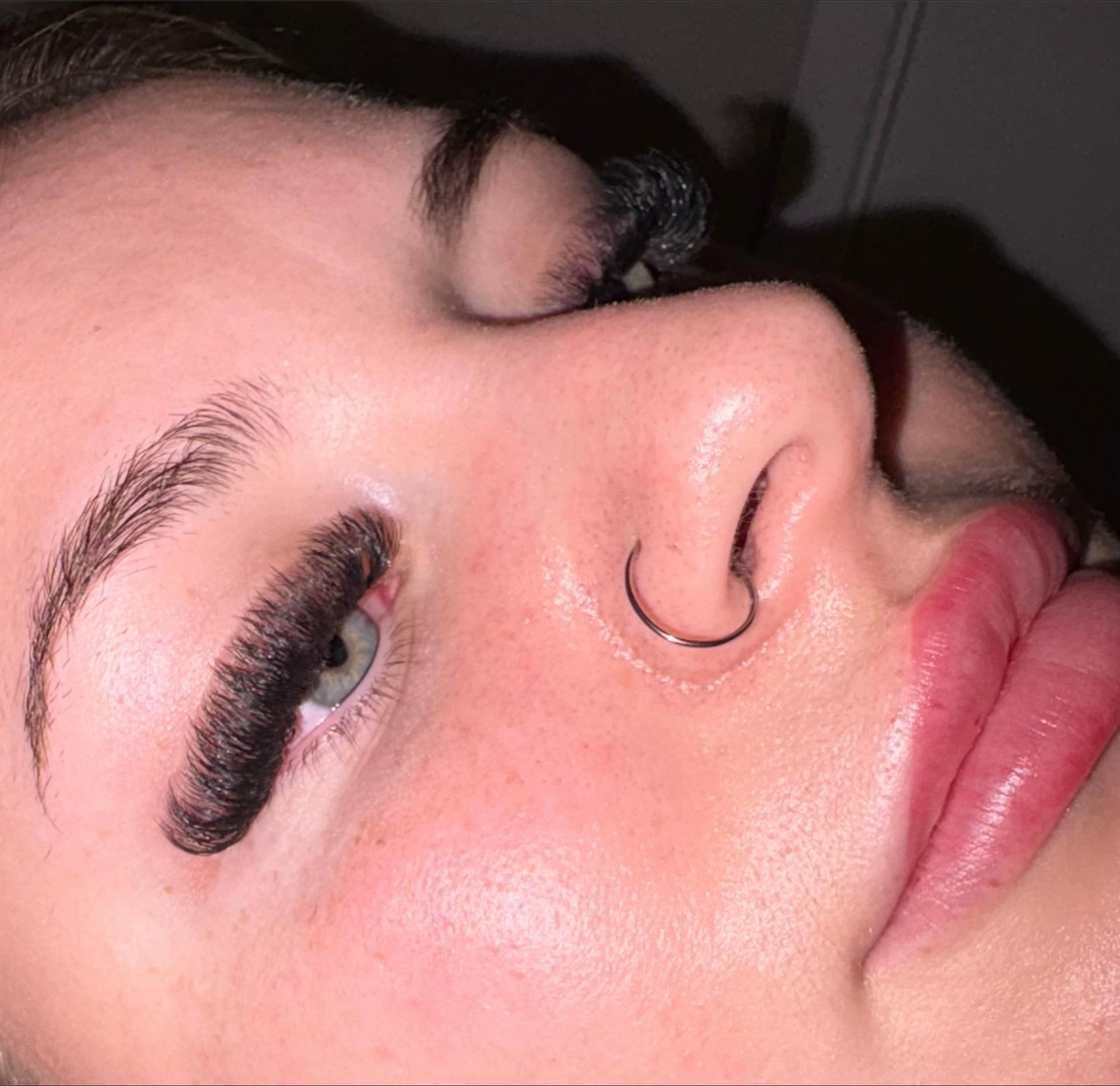 @LashedByAimee