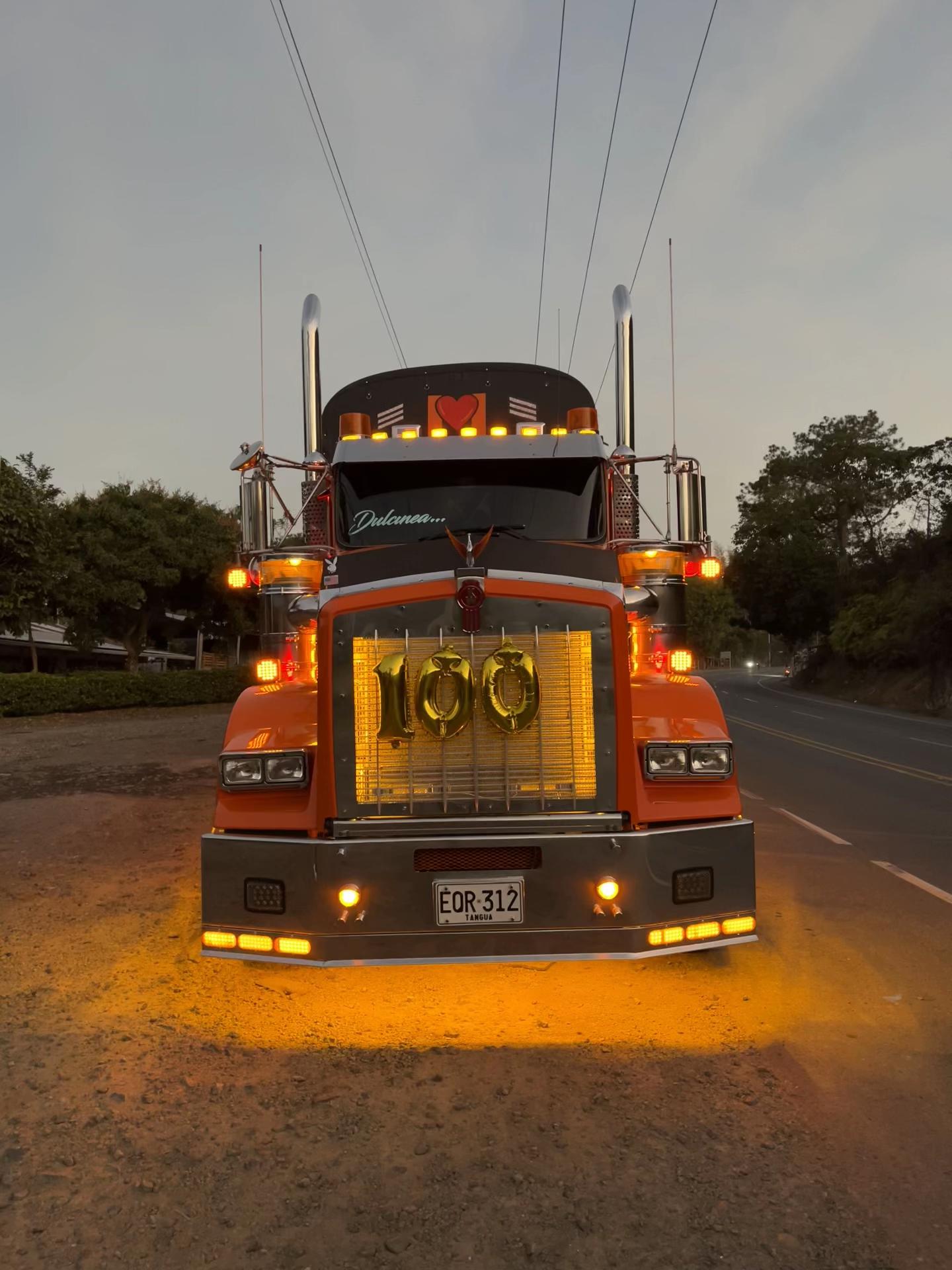 @HendersonTrucks Colombia 