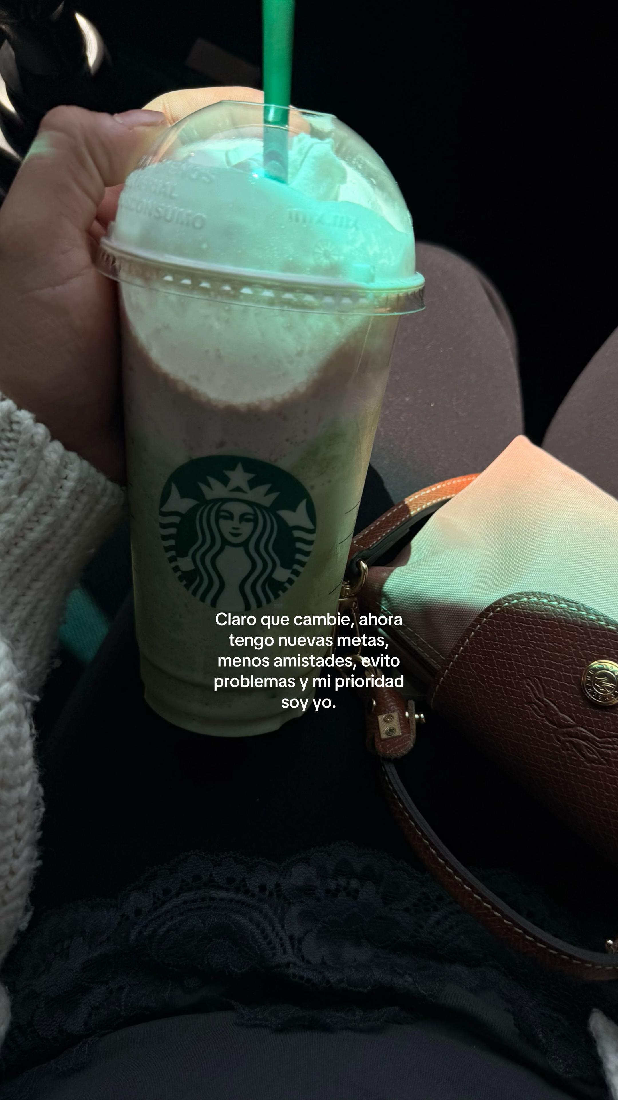@Mere López 🩰
