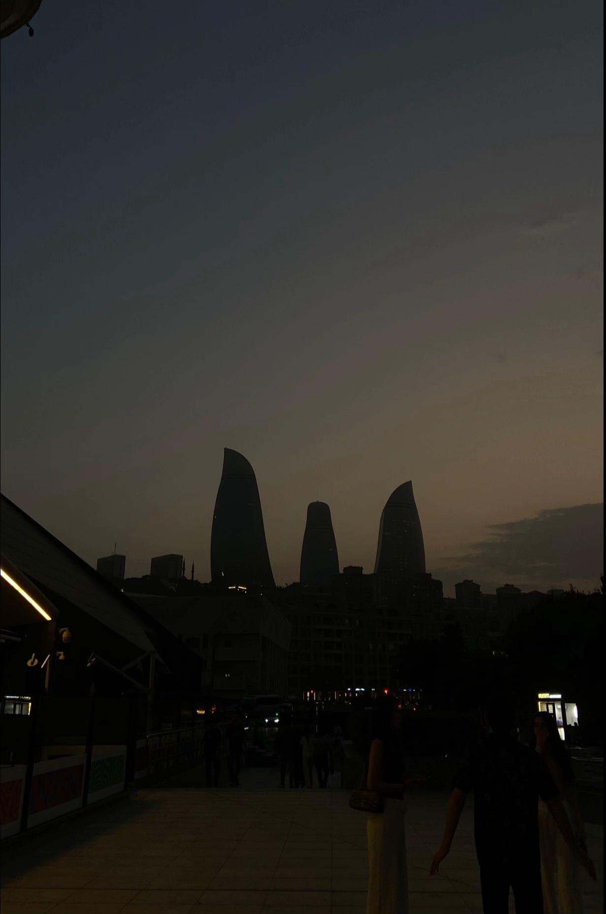 @𝑩