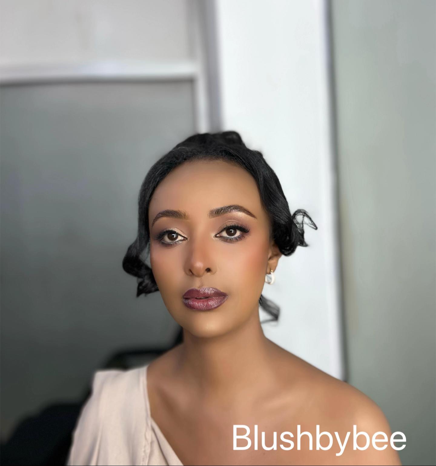 @_Blush_by_Bee