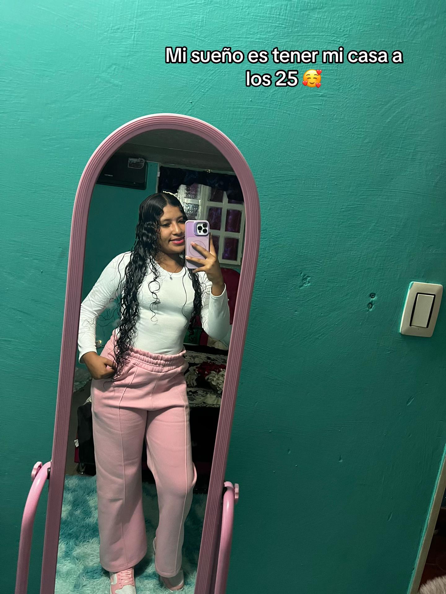 @Nicole Alejandra🐆.