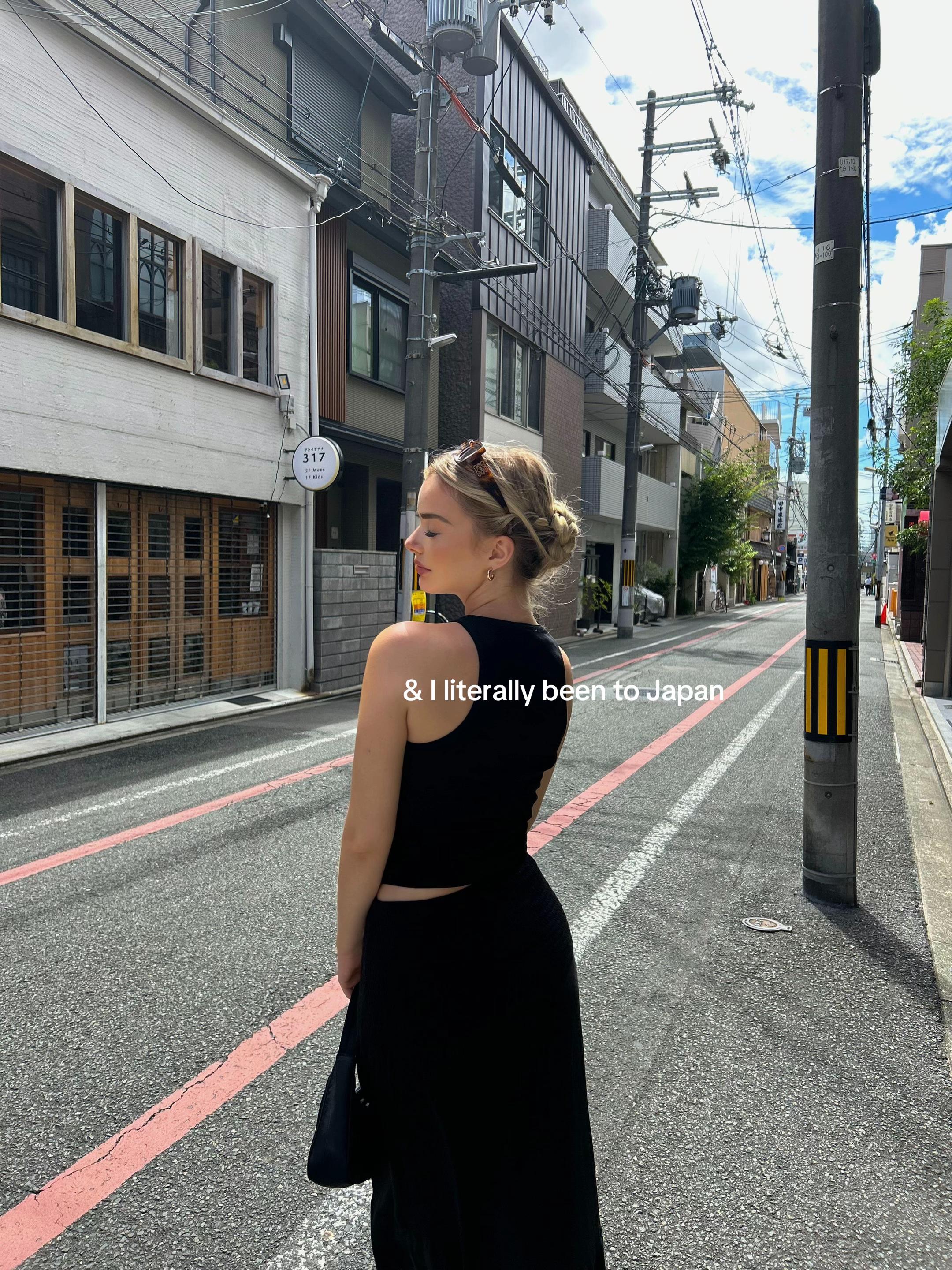 @Lara