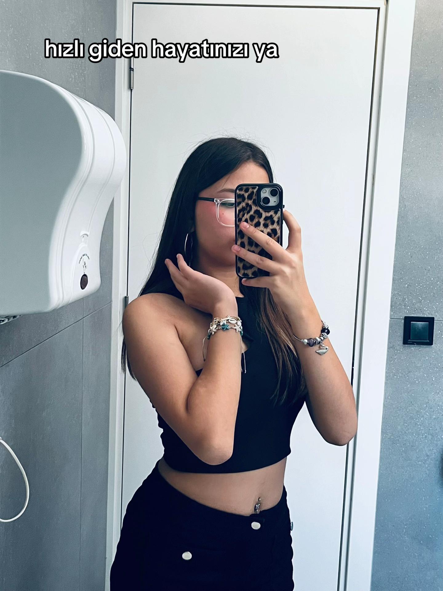 @mamacita