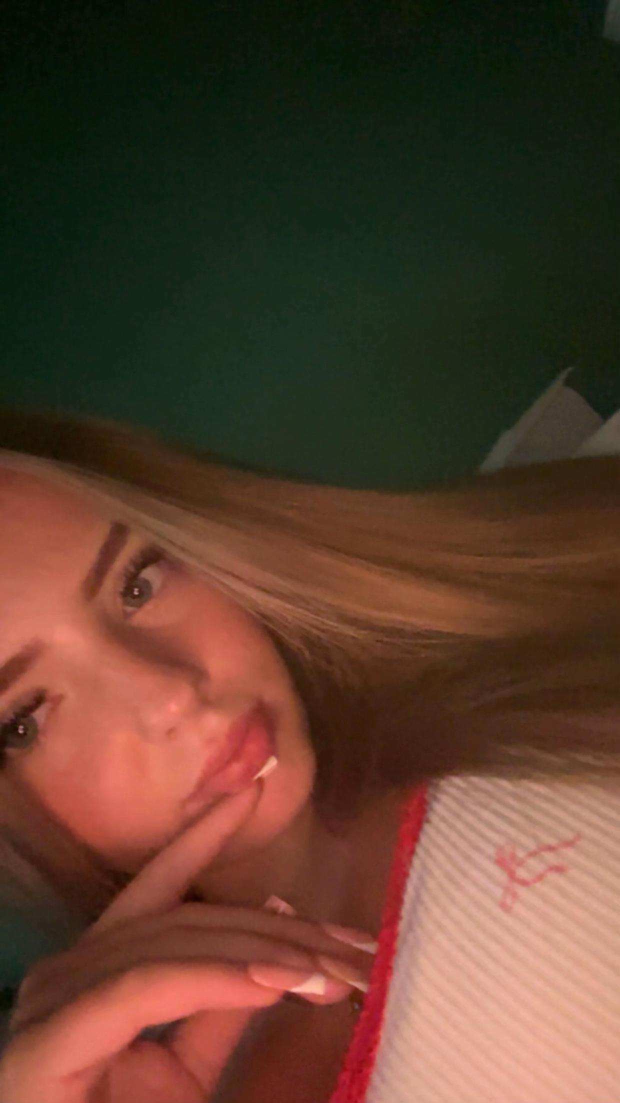 @𝐟𝐚𝐞🎀