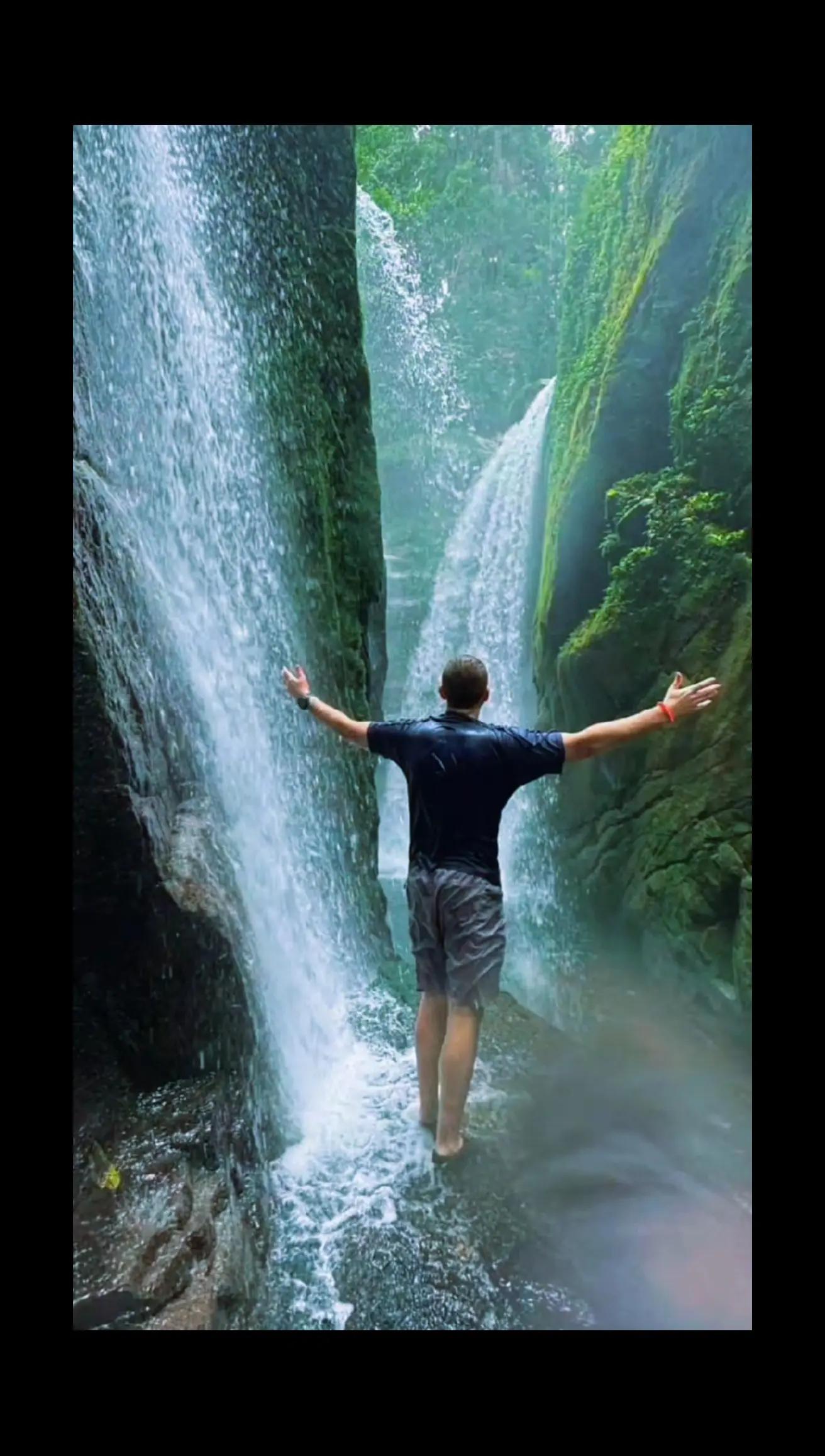 @nomadic.travelers