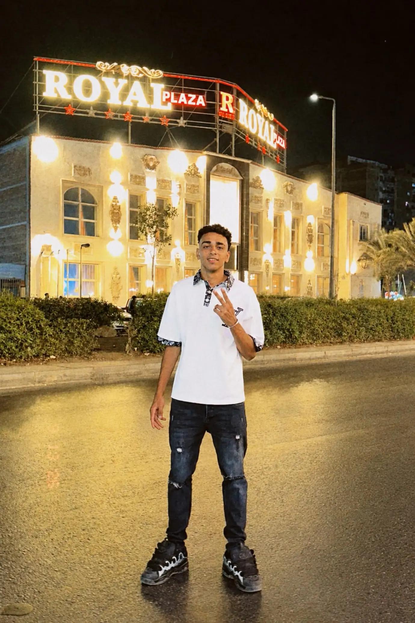 @Zeyad Elshnwey