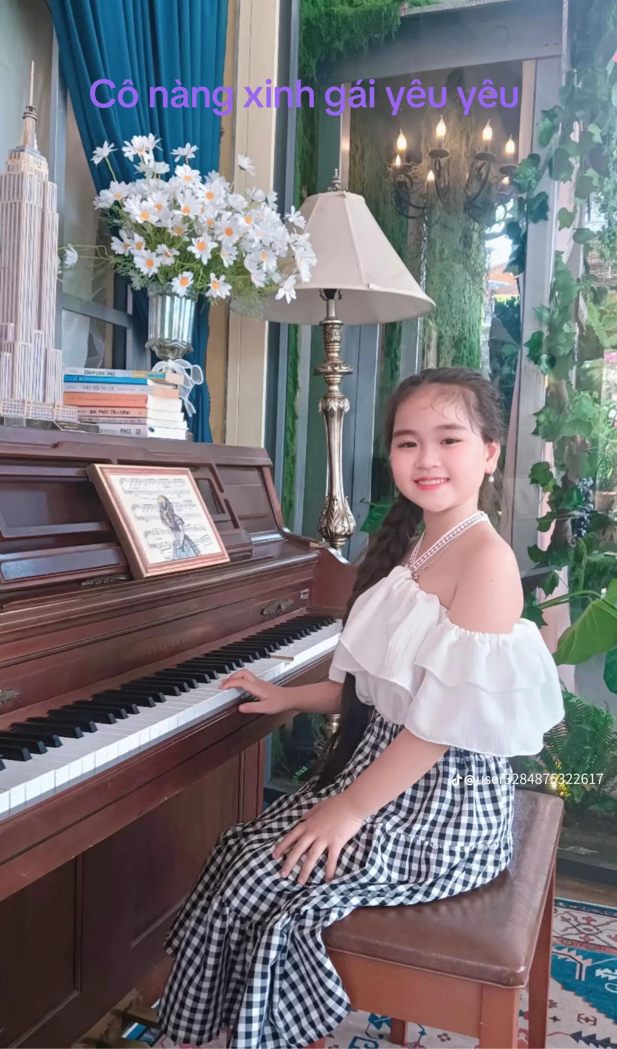 @Nguyễn Tr&acirc;m anh: k&ecirc;nh g&aacute;i xinh