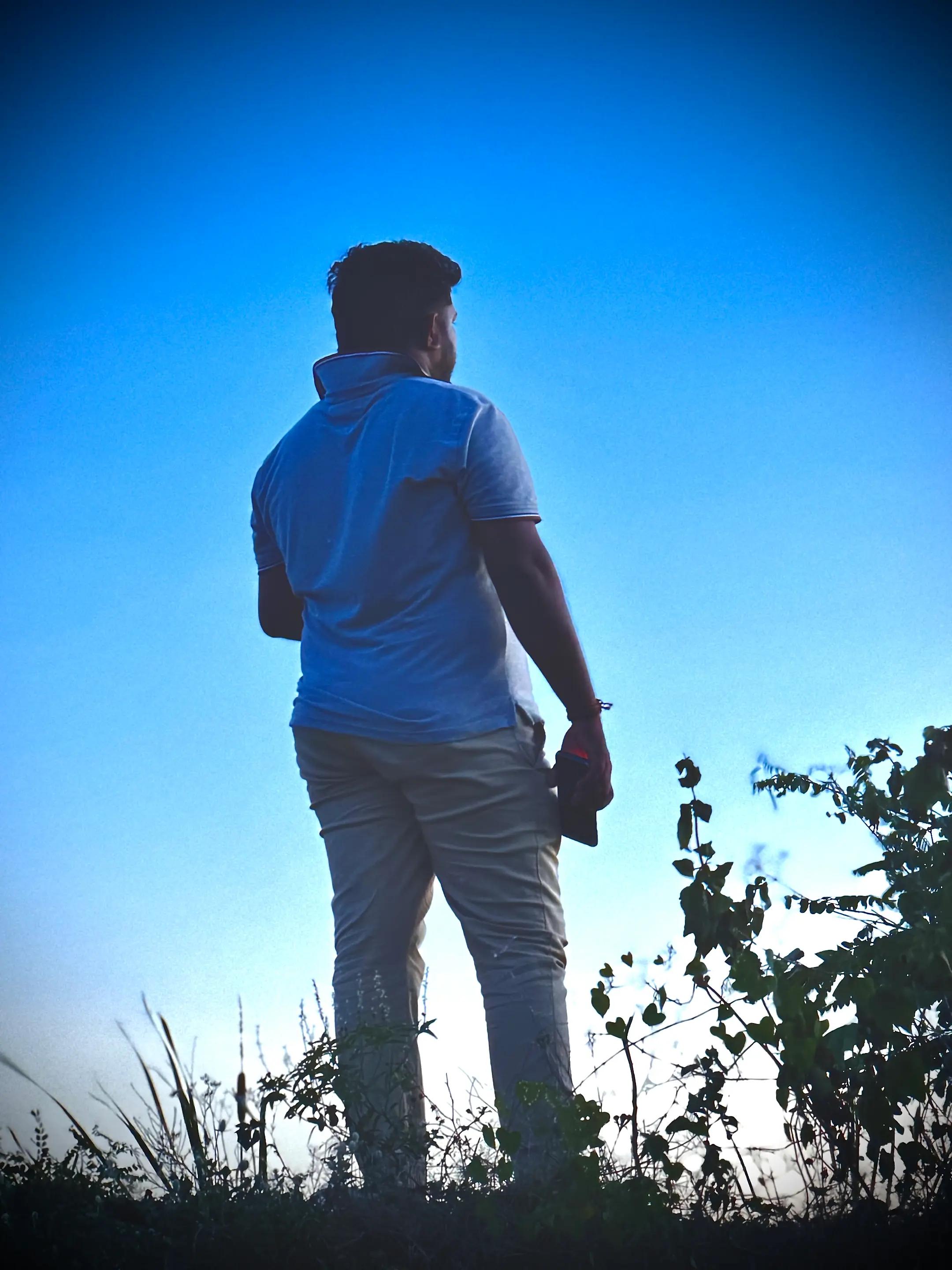 @Bavanujan🤵🏻&zwj;♂️