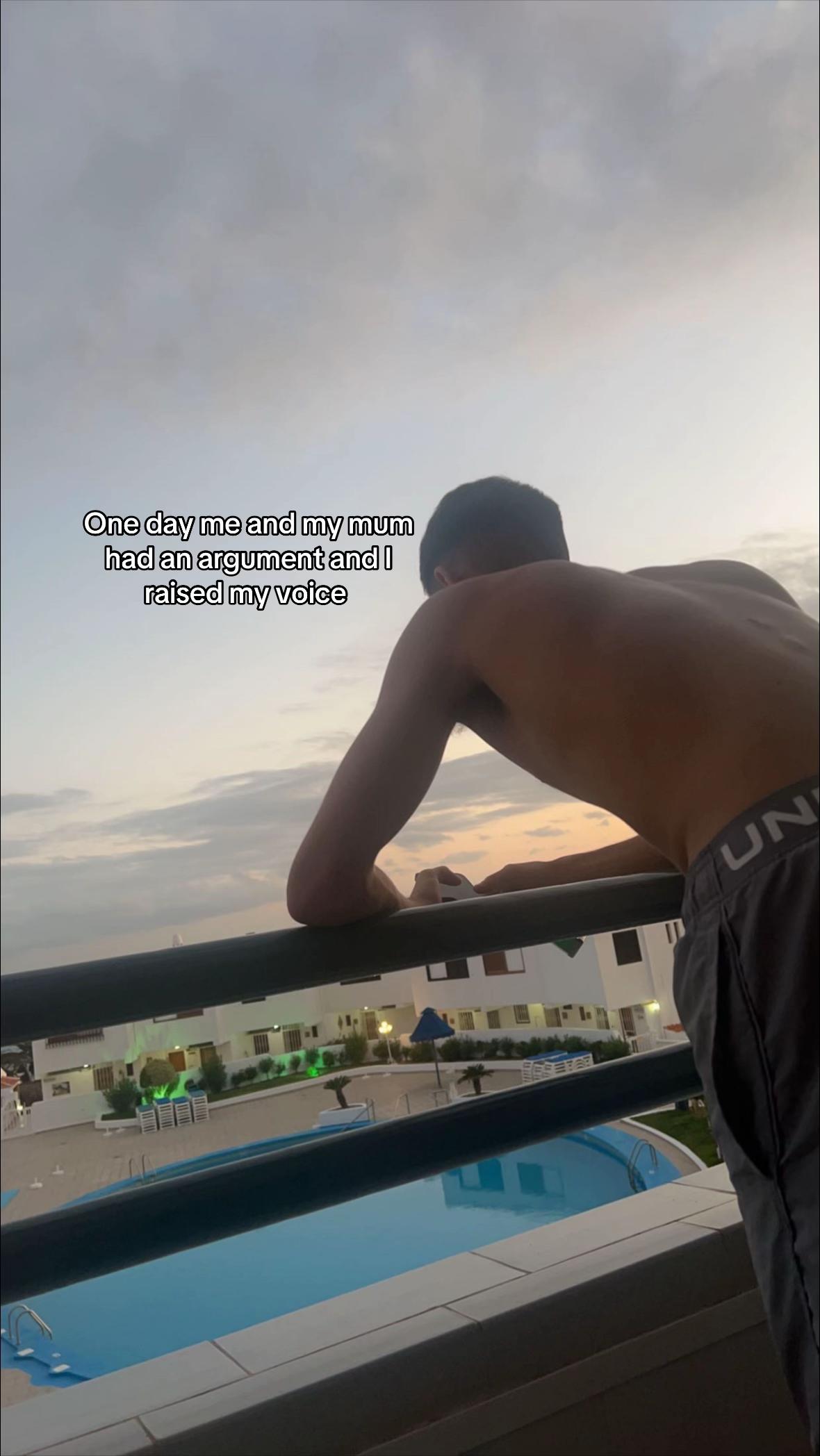 @RS
