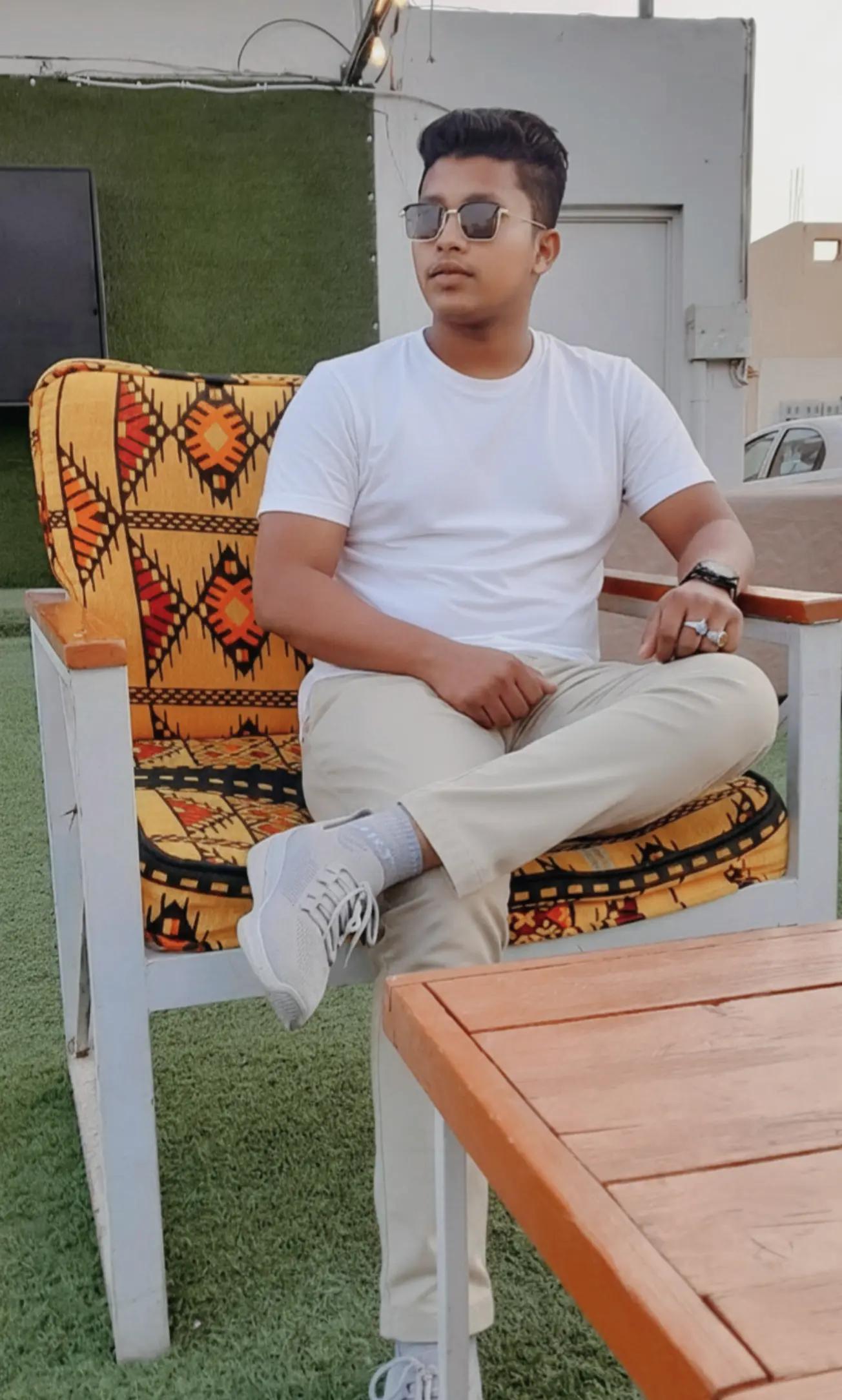 @RAYHAN HOWLADER
