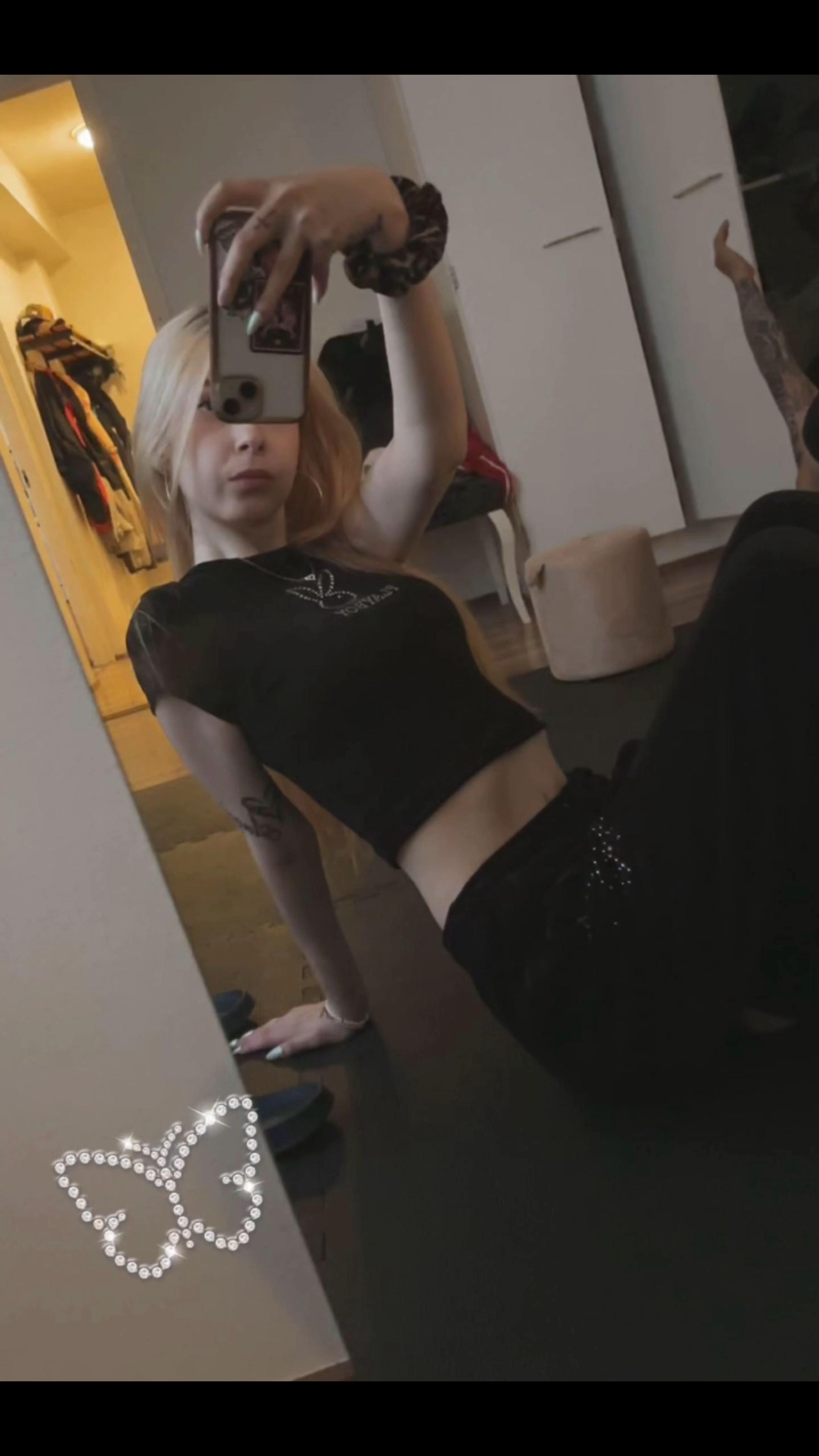 @Nea💫