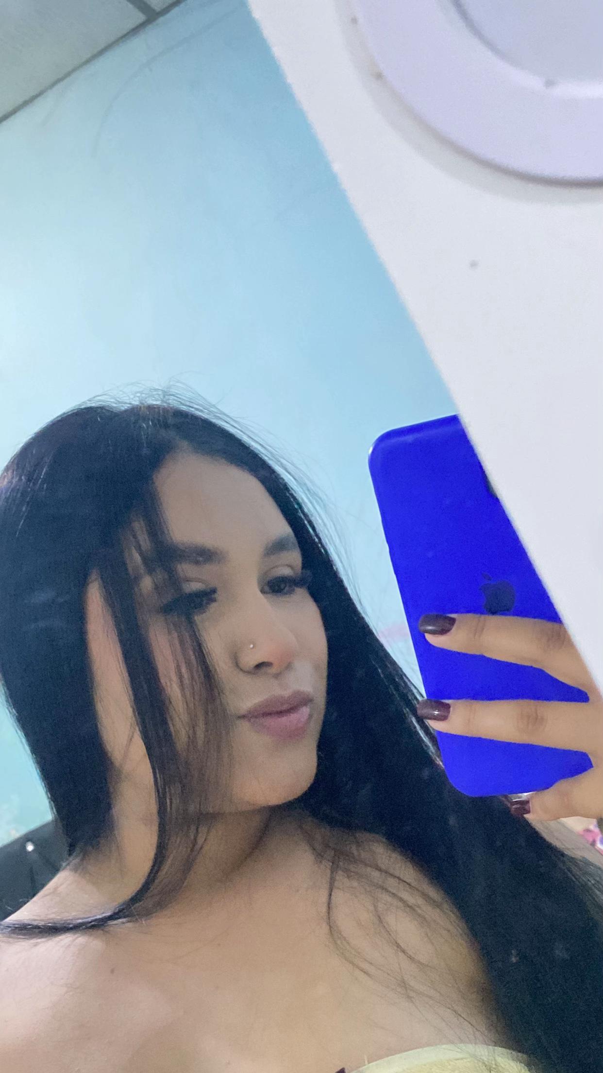 @DANIELA TORRES🌼
