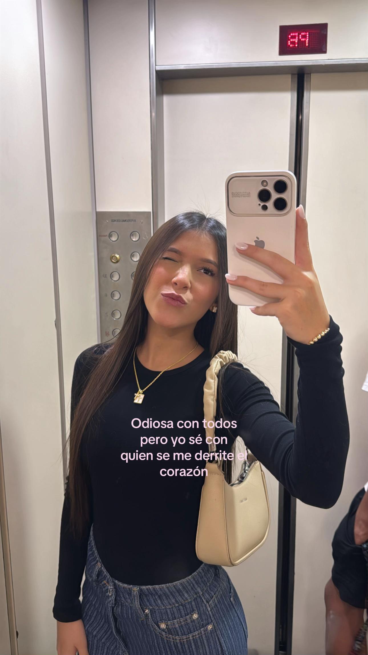 @🧚🏻&zwj;♀️