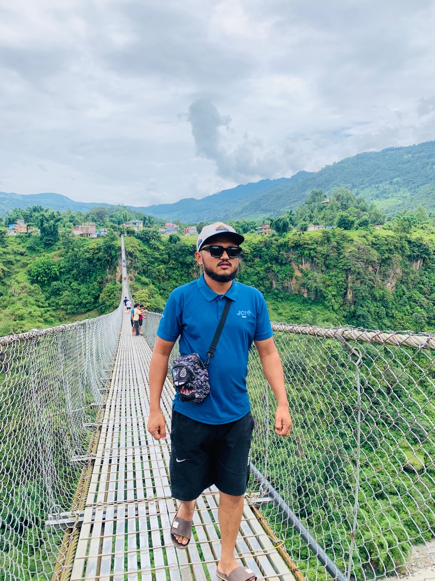 @Rajesh Karki (राजेश 🚗🔑)