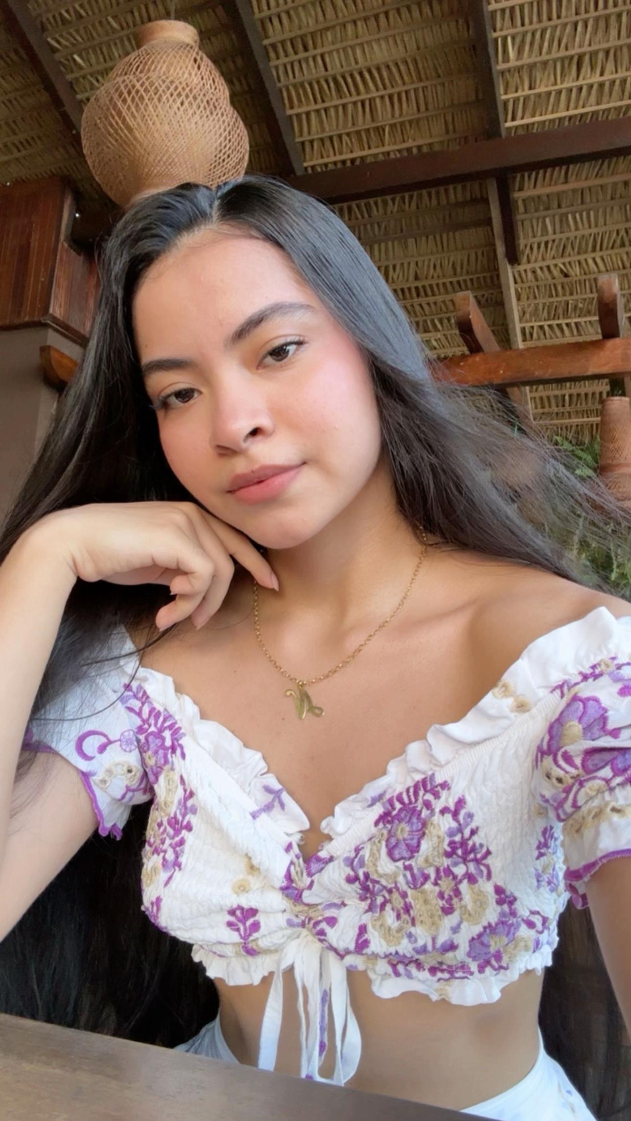 @Naiane_.sant