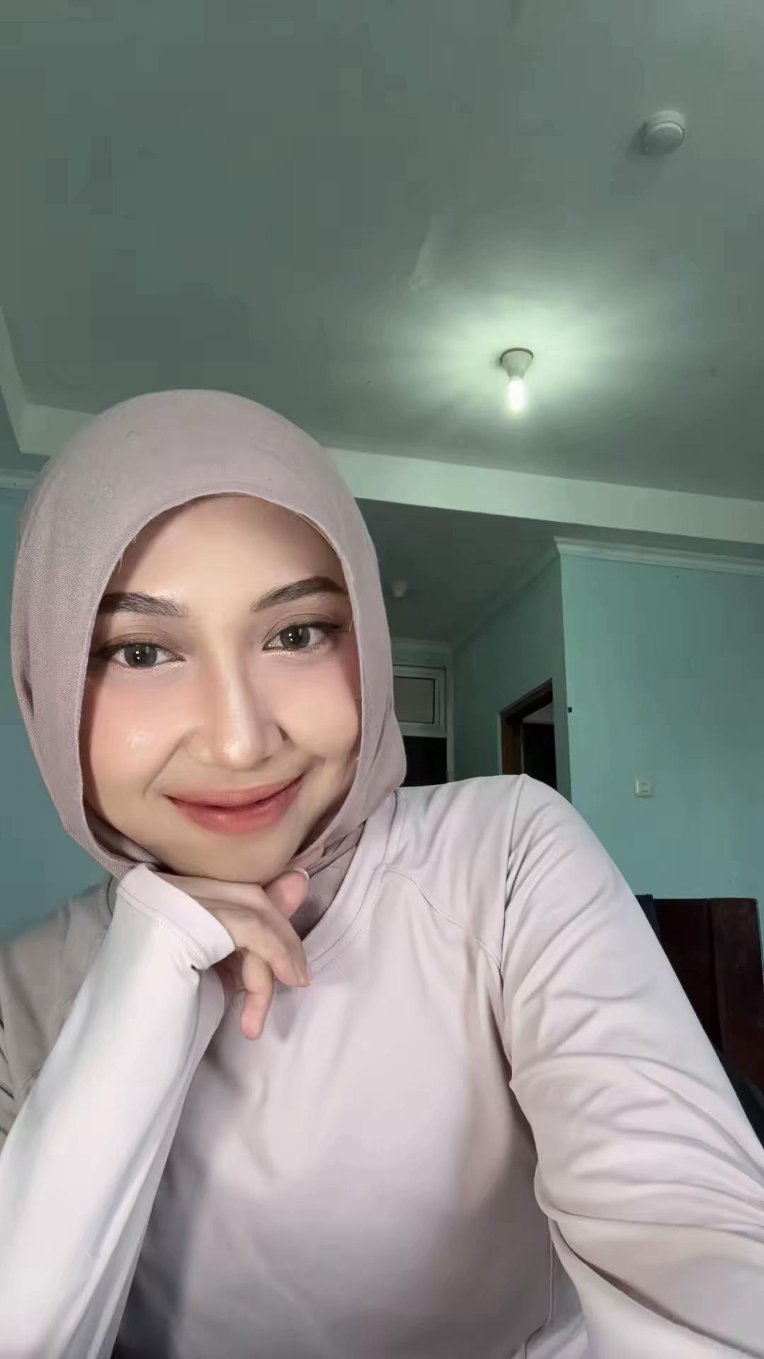 @iii.reene