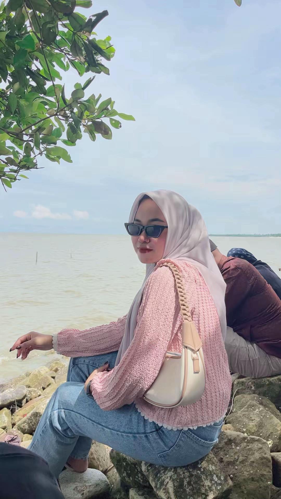 @Eni nyot nyot