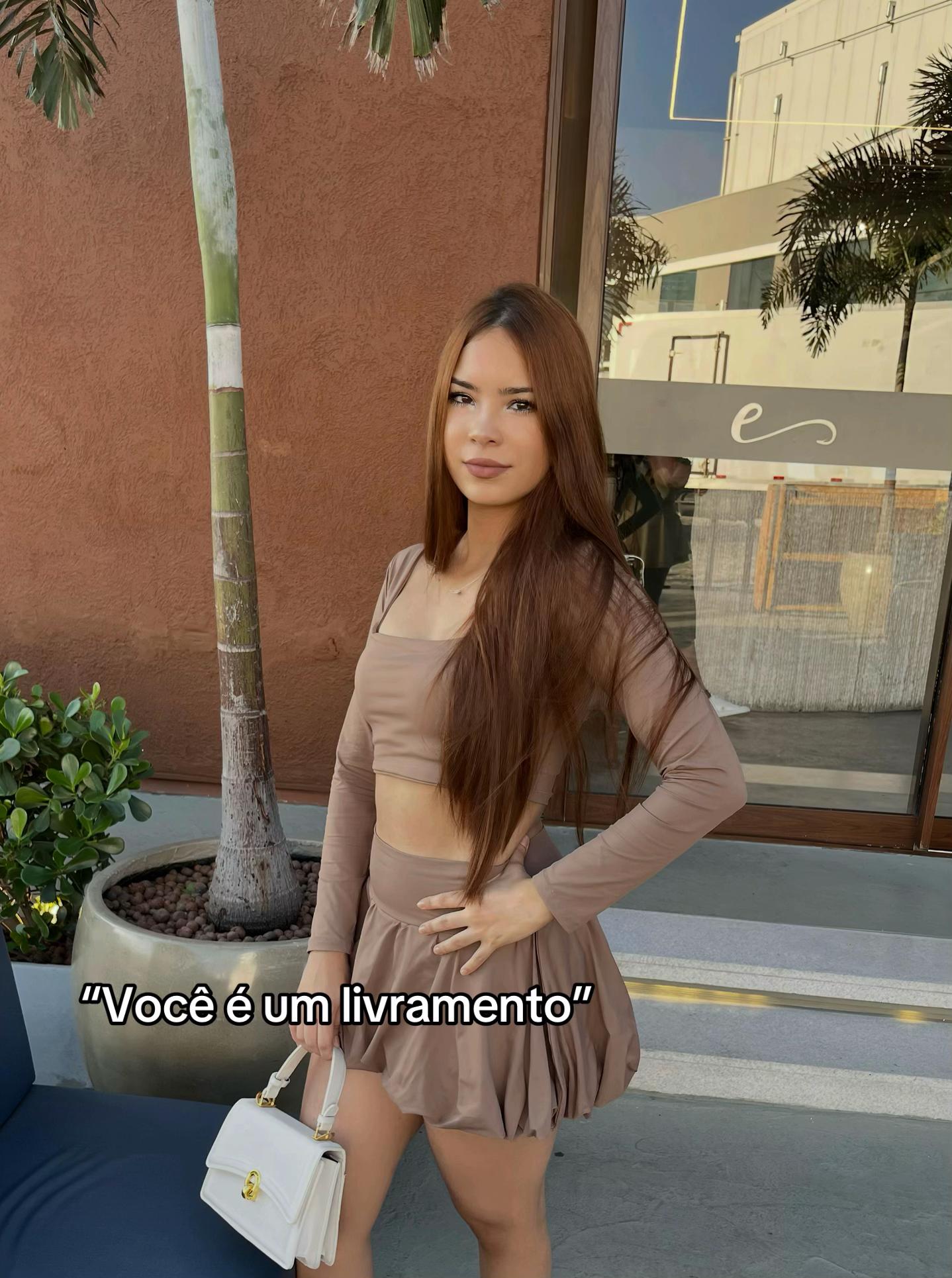 @Julia Mello