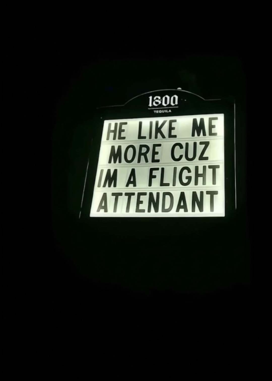 @Cee | Flight Attendant 💋✨
