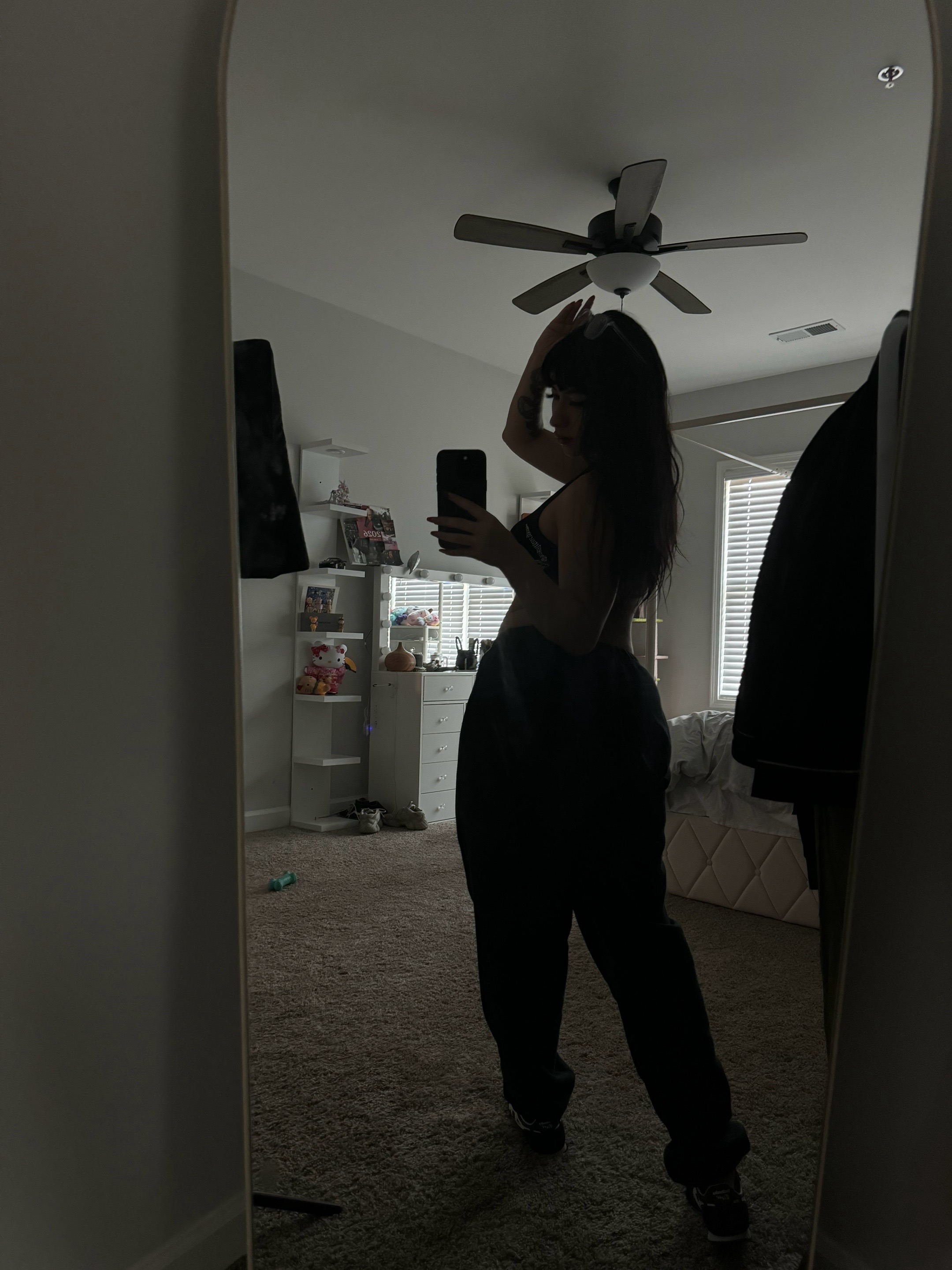 @lilmidnightsnack