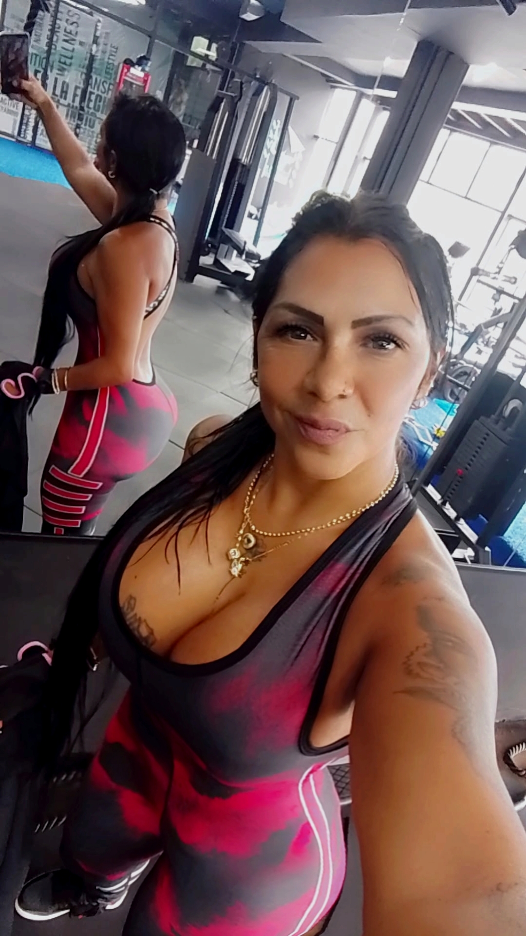 @yamikateleya 💋💞📿🪗🎶👑💥